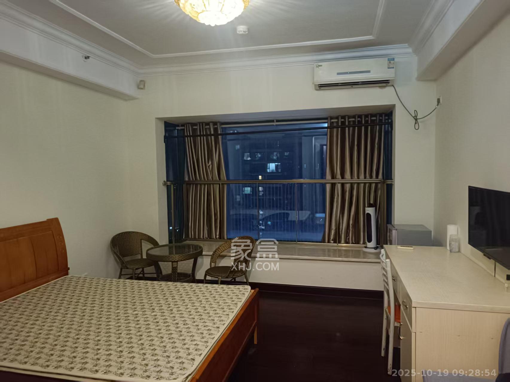 恒大华府  1室1厅1卫    1300.0元/月 恒大华府  1室1厅1卫    1300.0元/月室内图