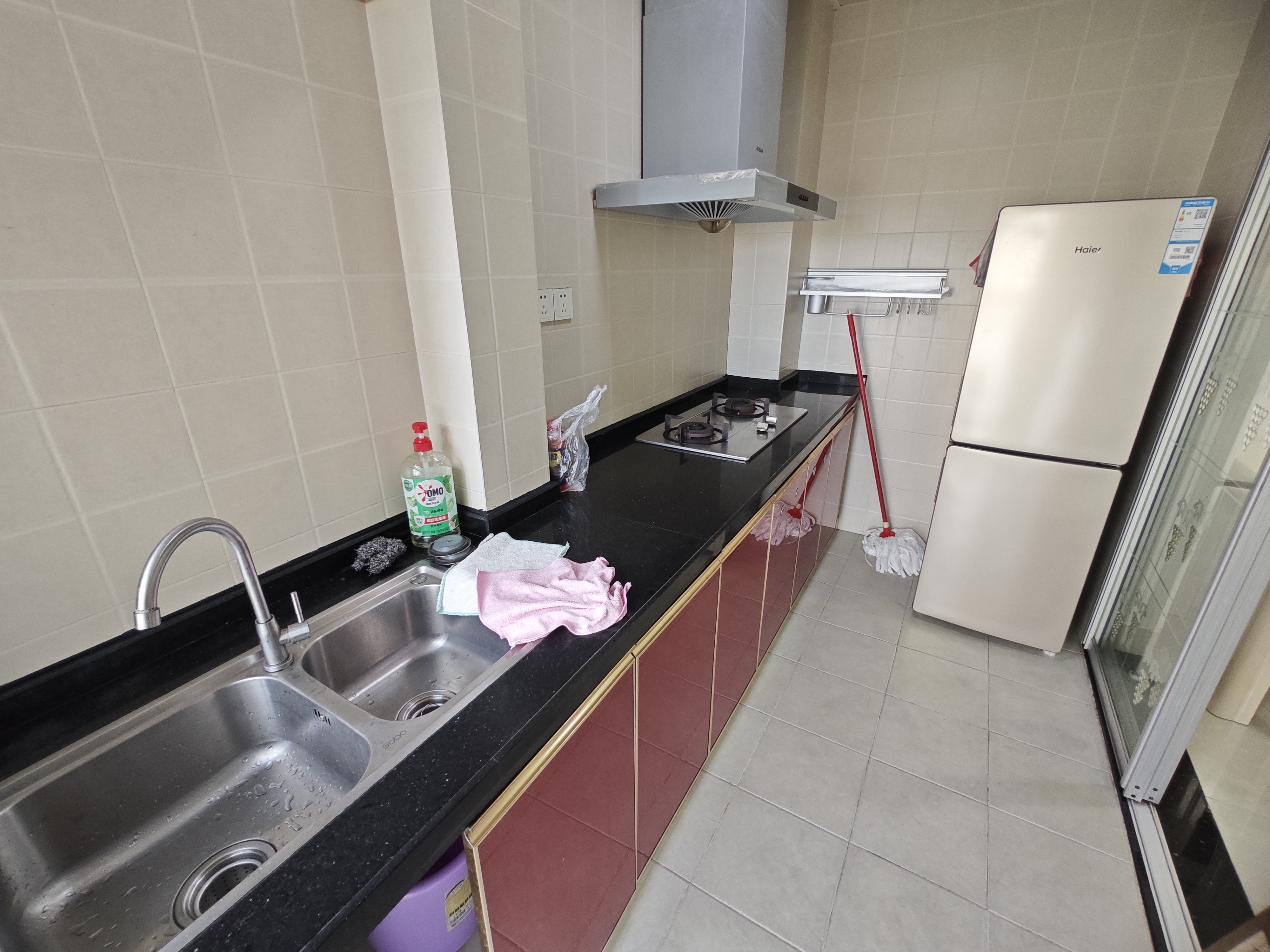 水滨花园一期  2室1厅1卫    2100.0元/月 水滨花园一期  2室1厅1卫    2100.0元/月室内图