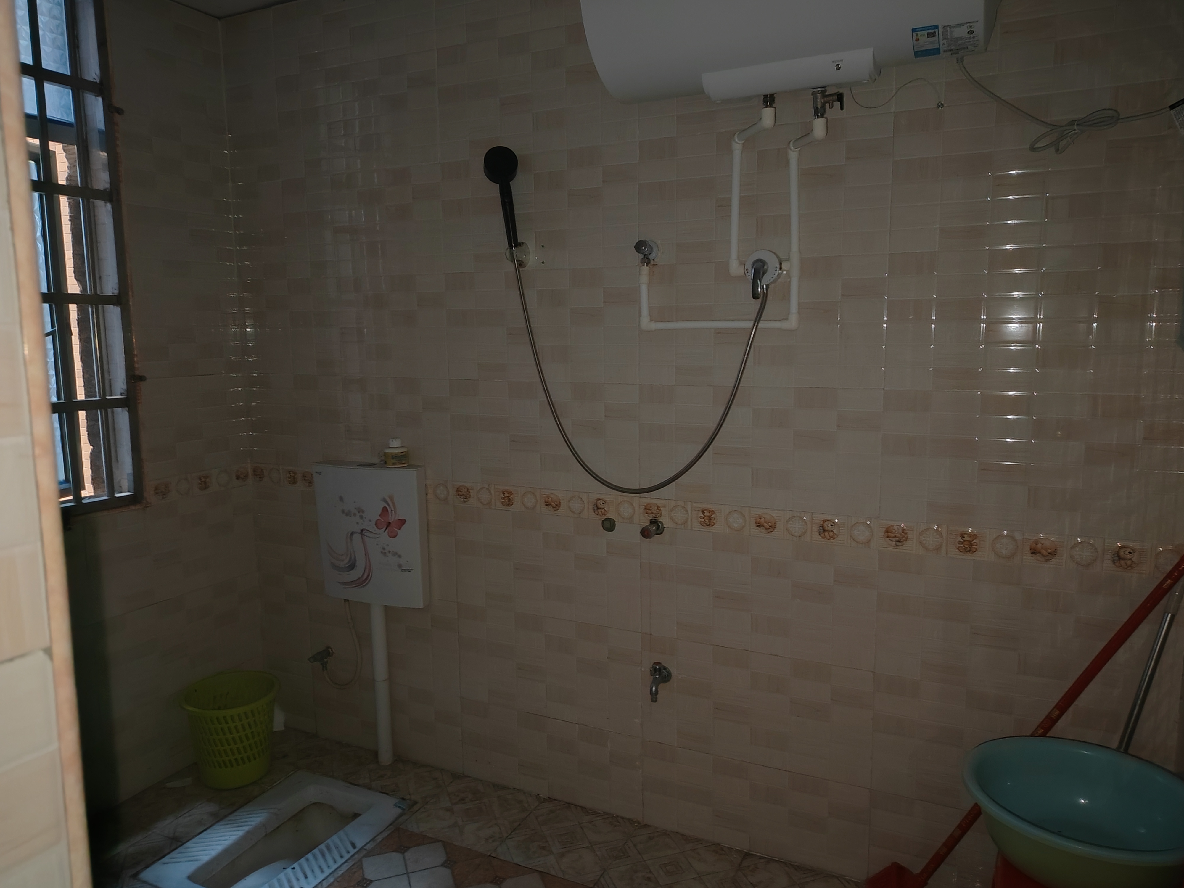 迎宾嘉园  3室2厅2卫    2600.0元/月 迎宾嘉园  3室2厅2卫    2600.0元/月室内图