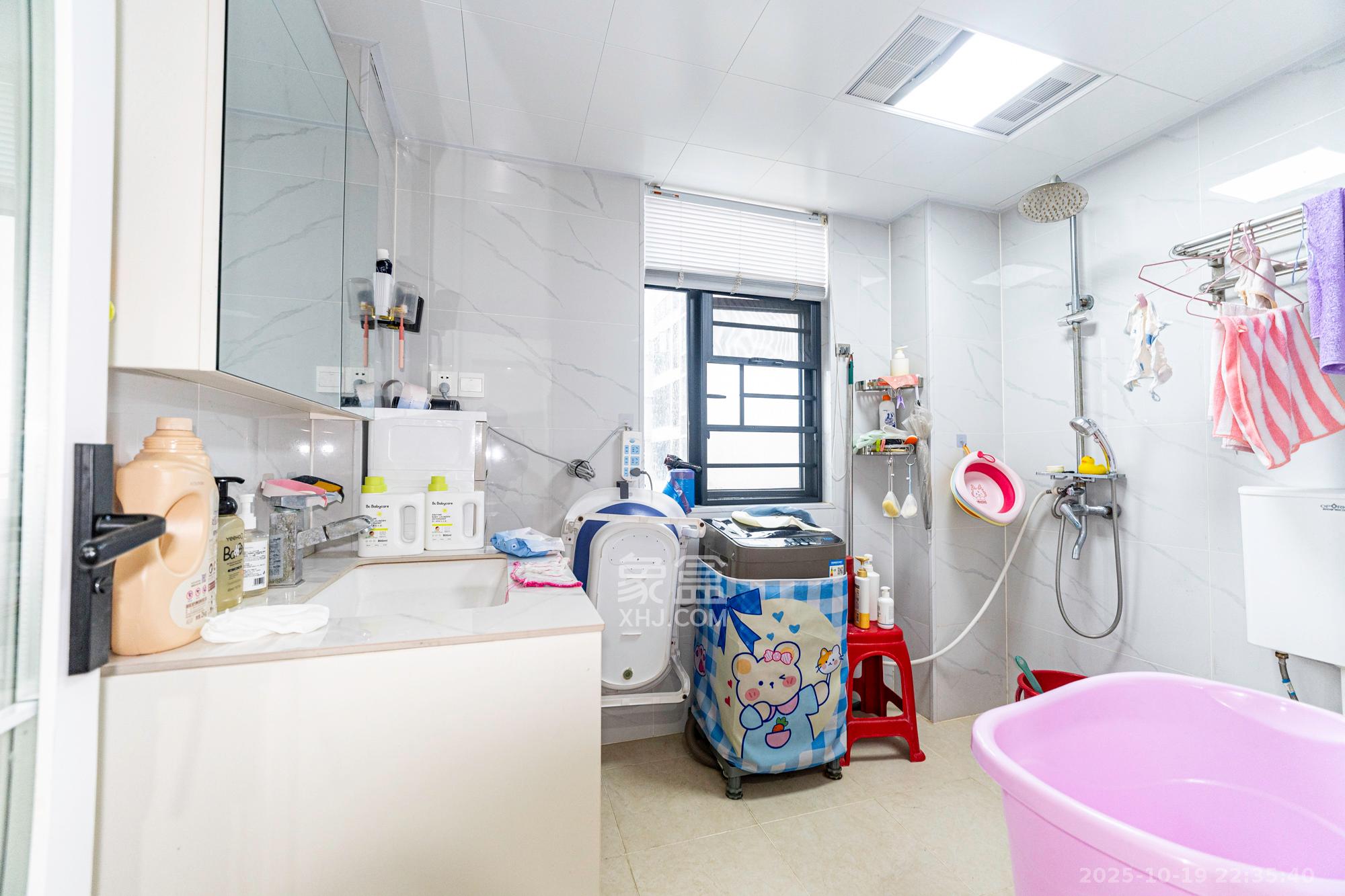 盛地东方芯府 3室1厅2卫 80.0万 盛地东方芯府 3室1厅2卫 80.0万卫生间