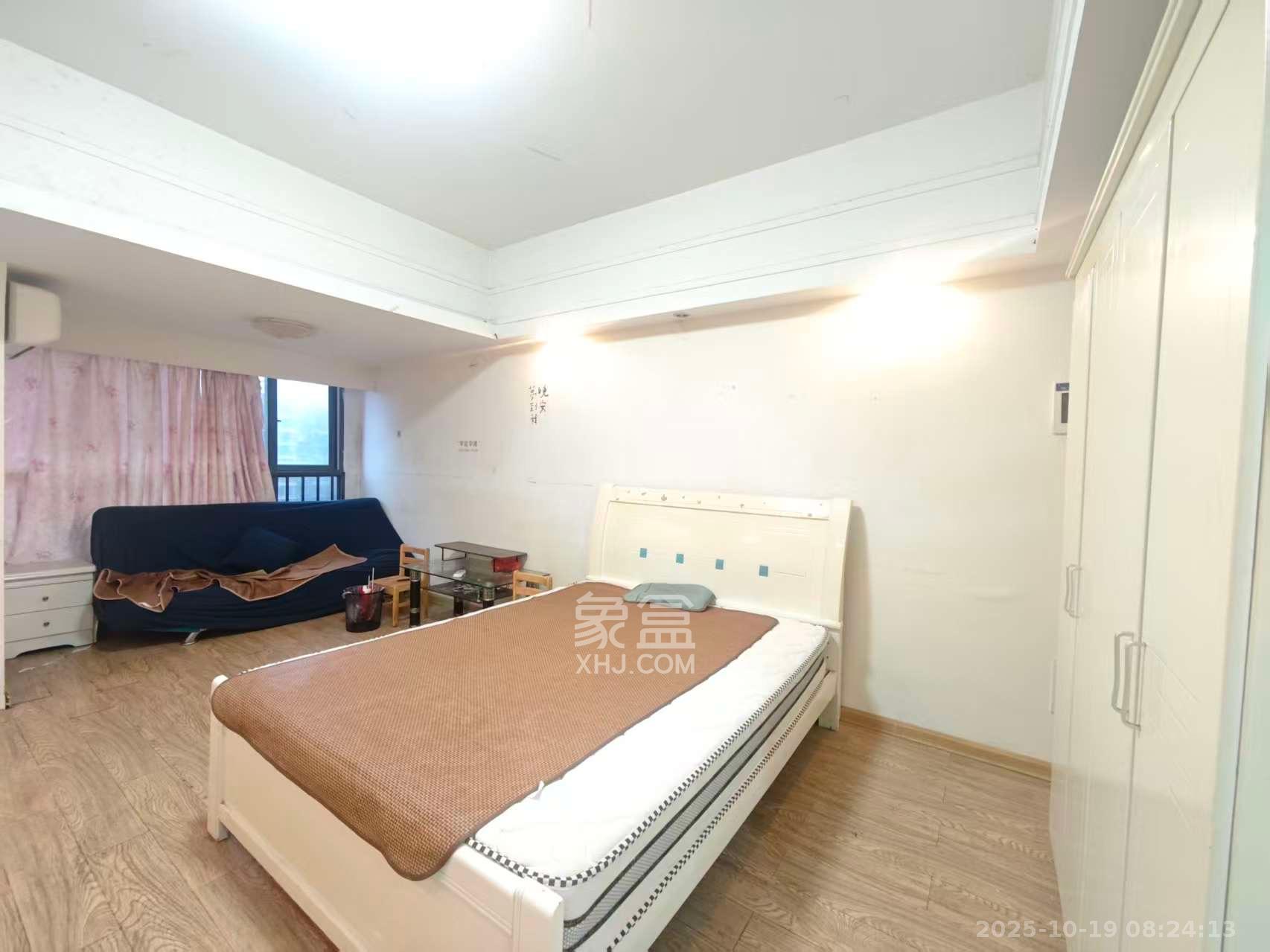 罗马国际公寓  1室1厅1卫    1200.0元/月 罗马国际公寓  1室1厅1卫    1200.0元/月室内图