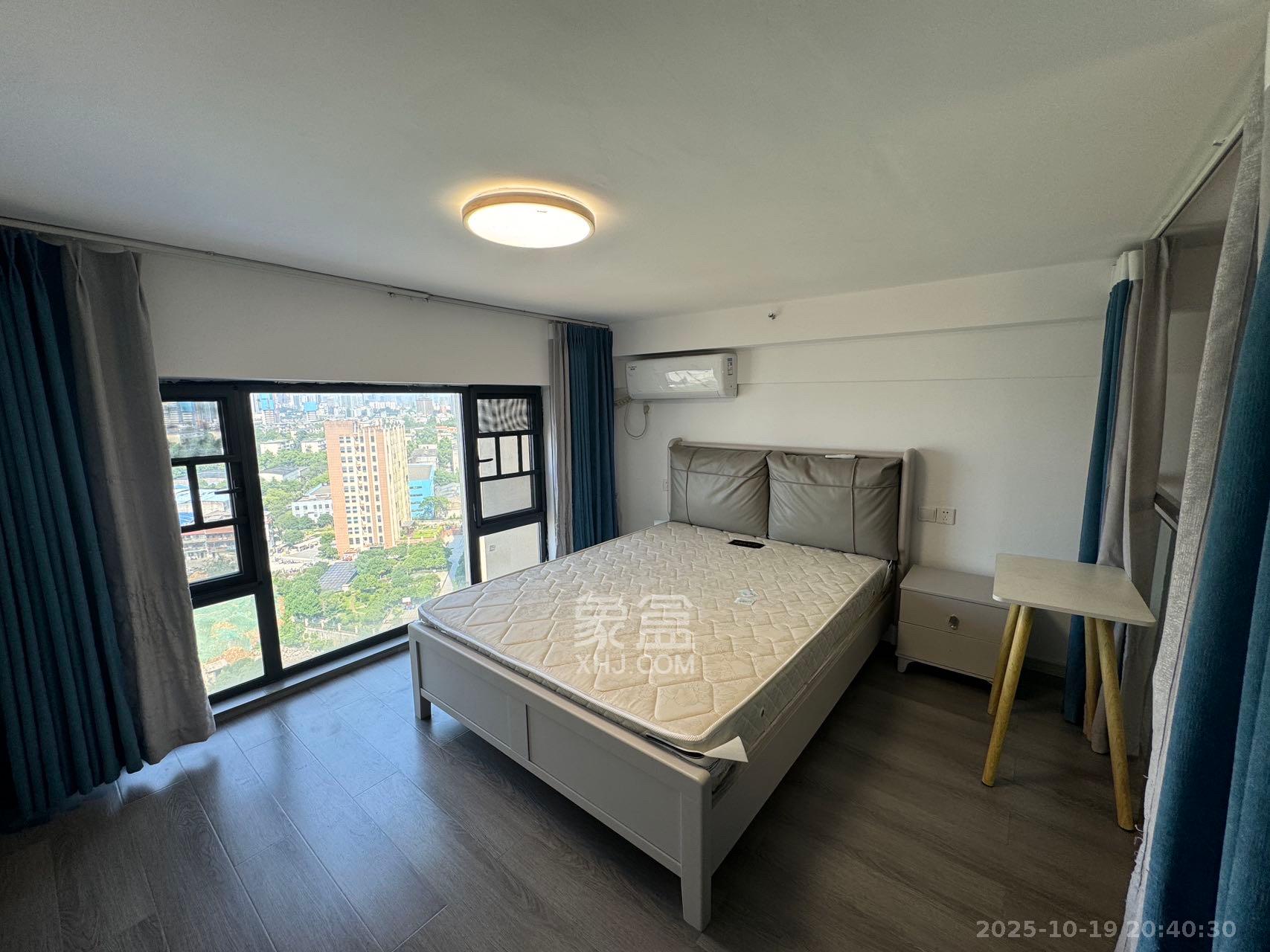 振业城三期  2室2厅1卫    2300.0元/月室内图