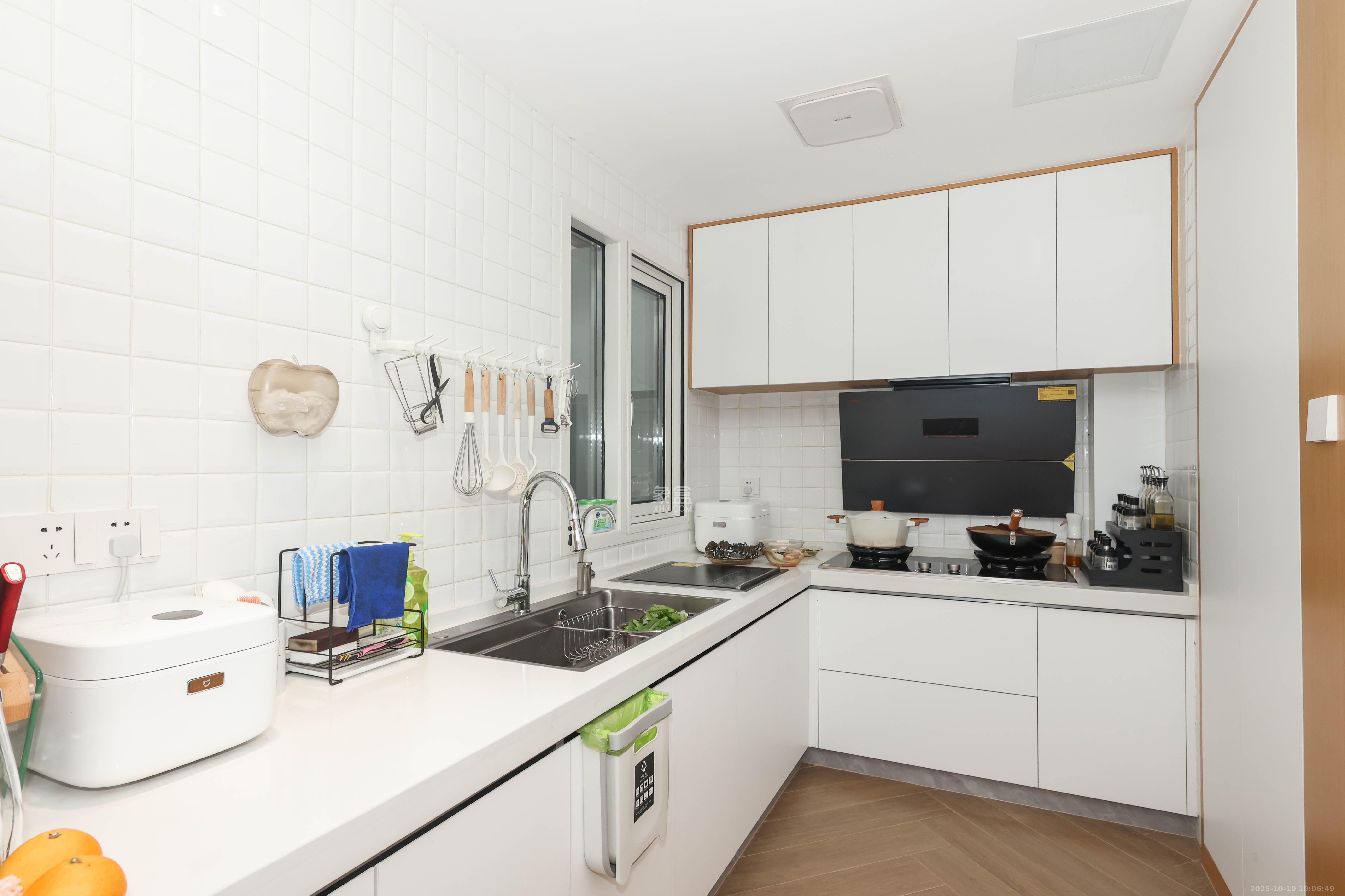 中国铁建梅溪青秀三期  3室2厅2卫    188.0万厨房