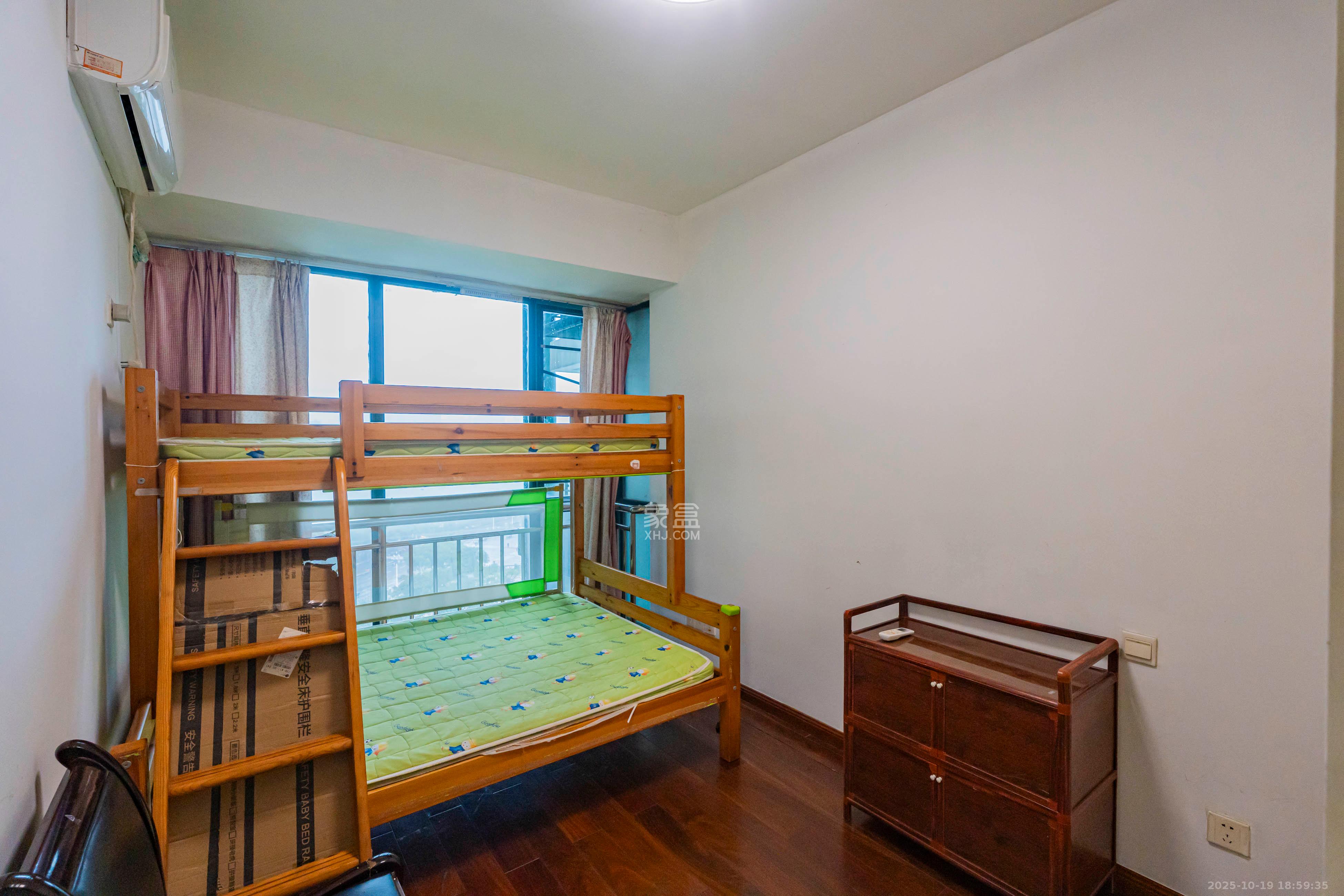 华盛新外滩  2室2厅1卫    3000.0元/月室内图