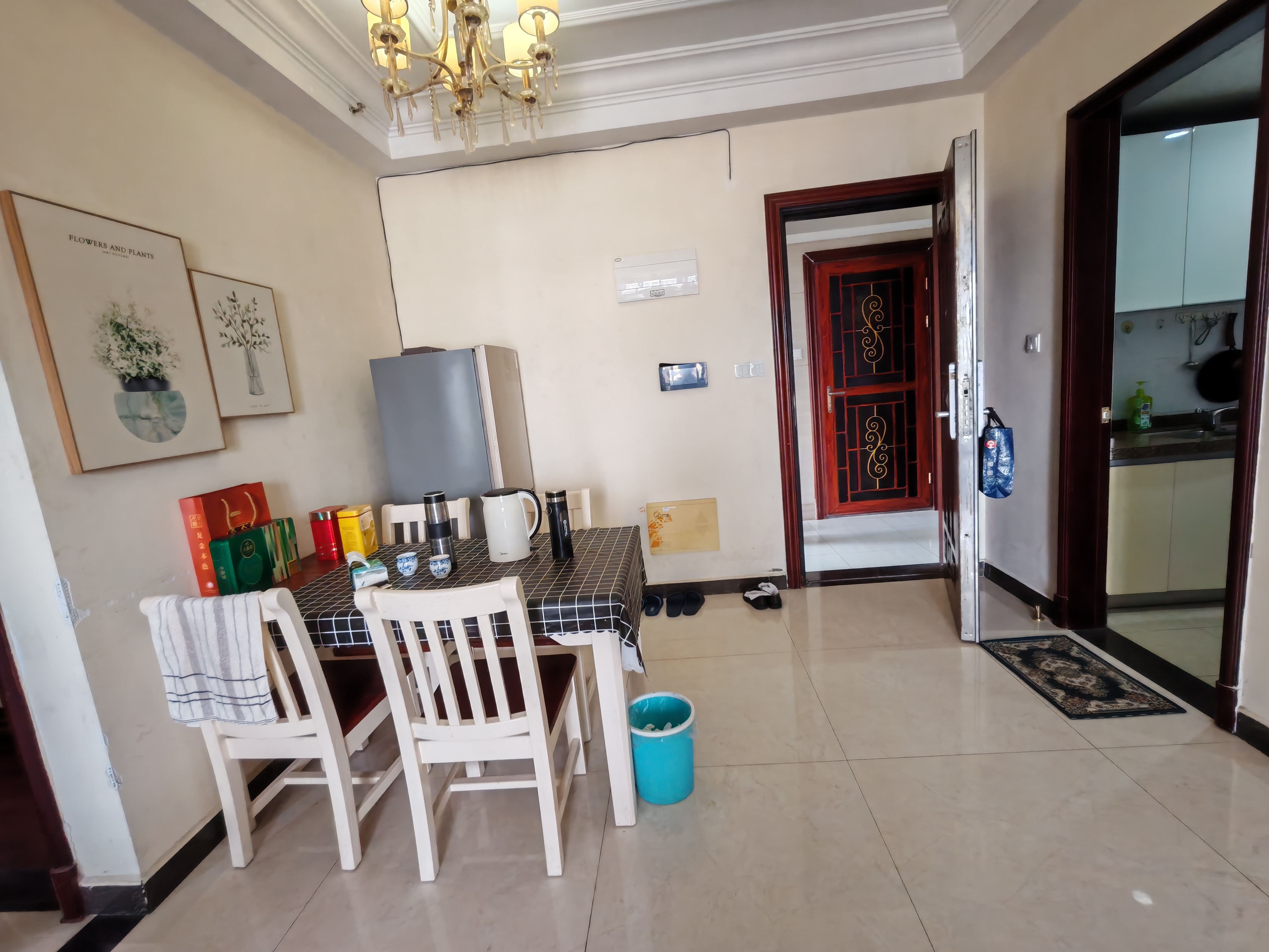 恒大海口文化旅游城 3室2厅1卫 2100.0元/月 恒大海口文化旅游城 3室2厅1卫 2100.0元/月室内图