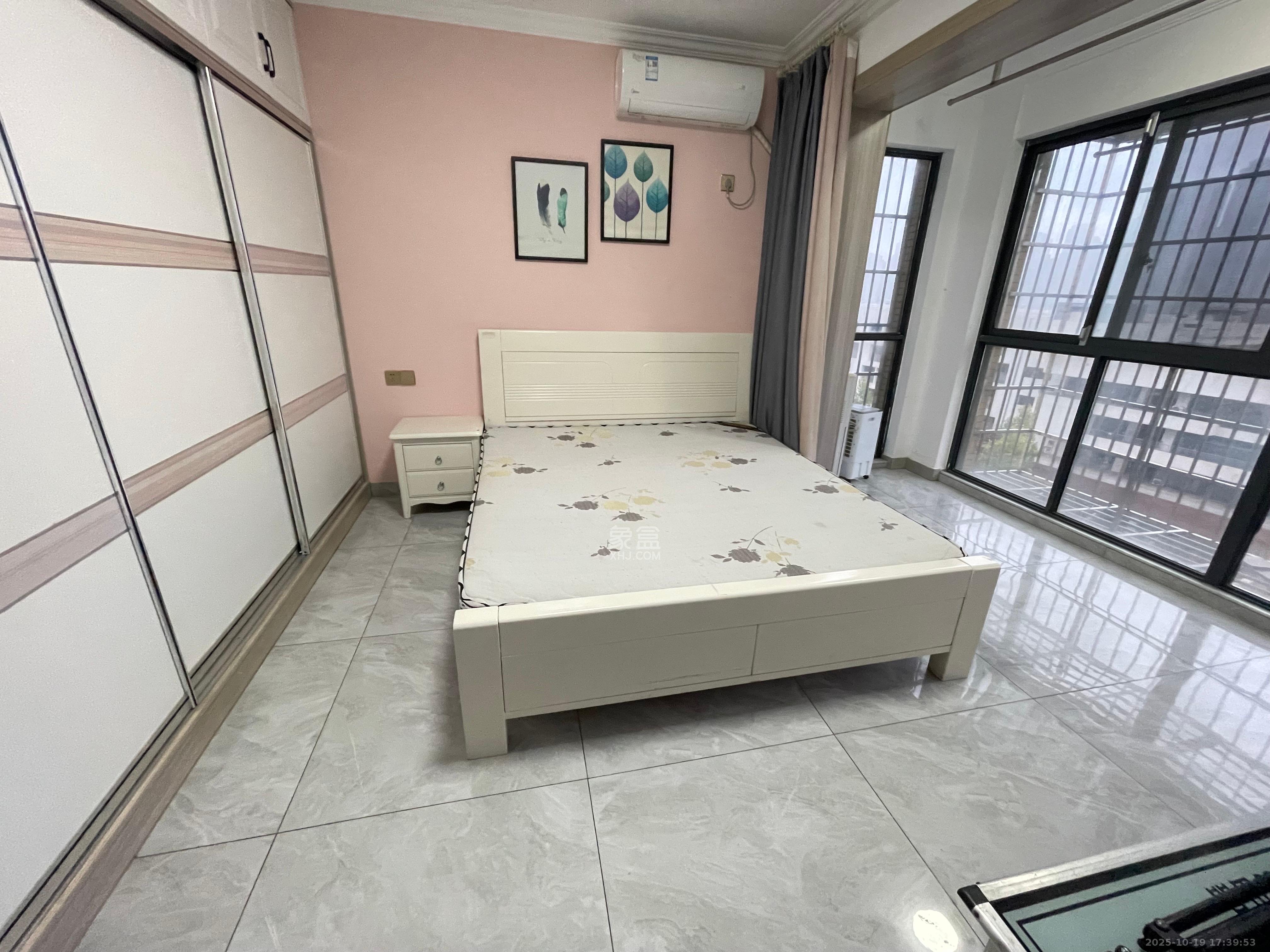 星城新宇川河苑  1室0厅1卫    900.0元/月