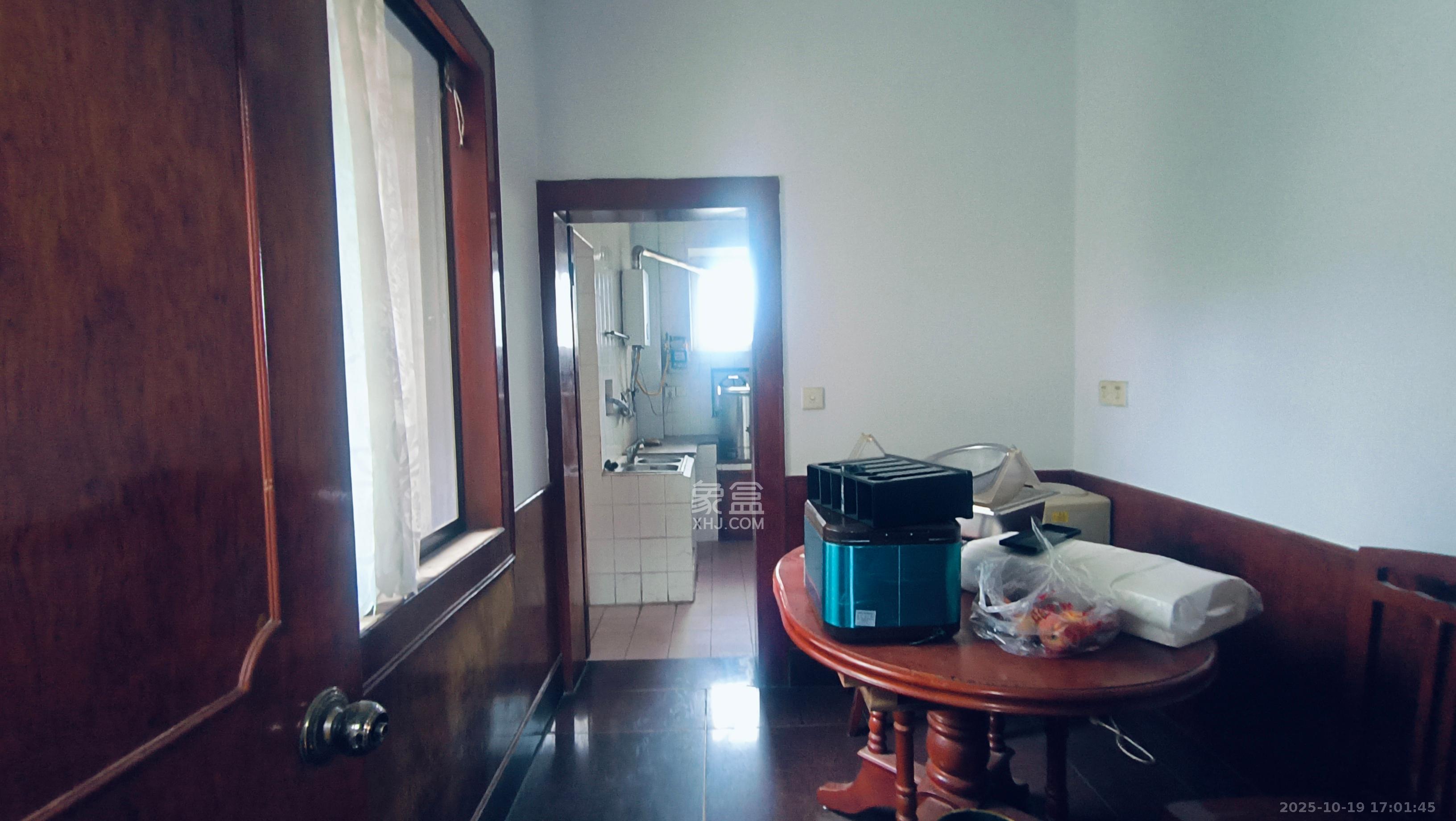 东塘电力院  3室2厅1卫    2800.0元/月室内图