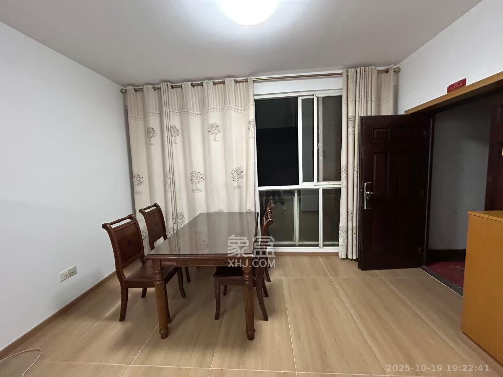 湘麓国际 3室2厅2卫 3000.0元/月 湘麓国际 3室2厅2卫 3000.0元/月室内图