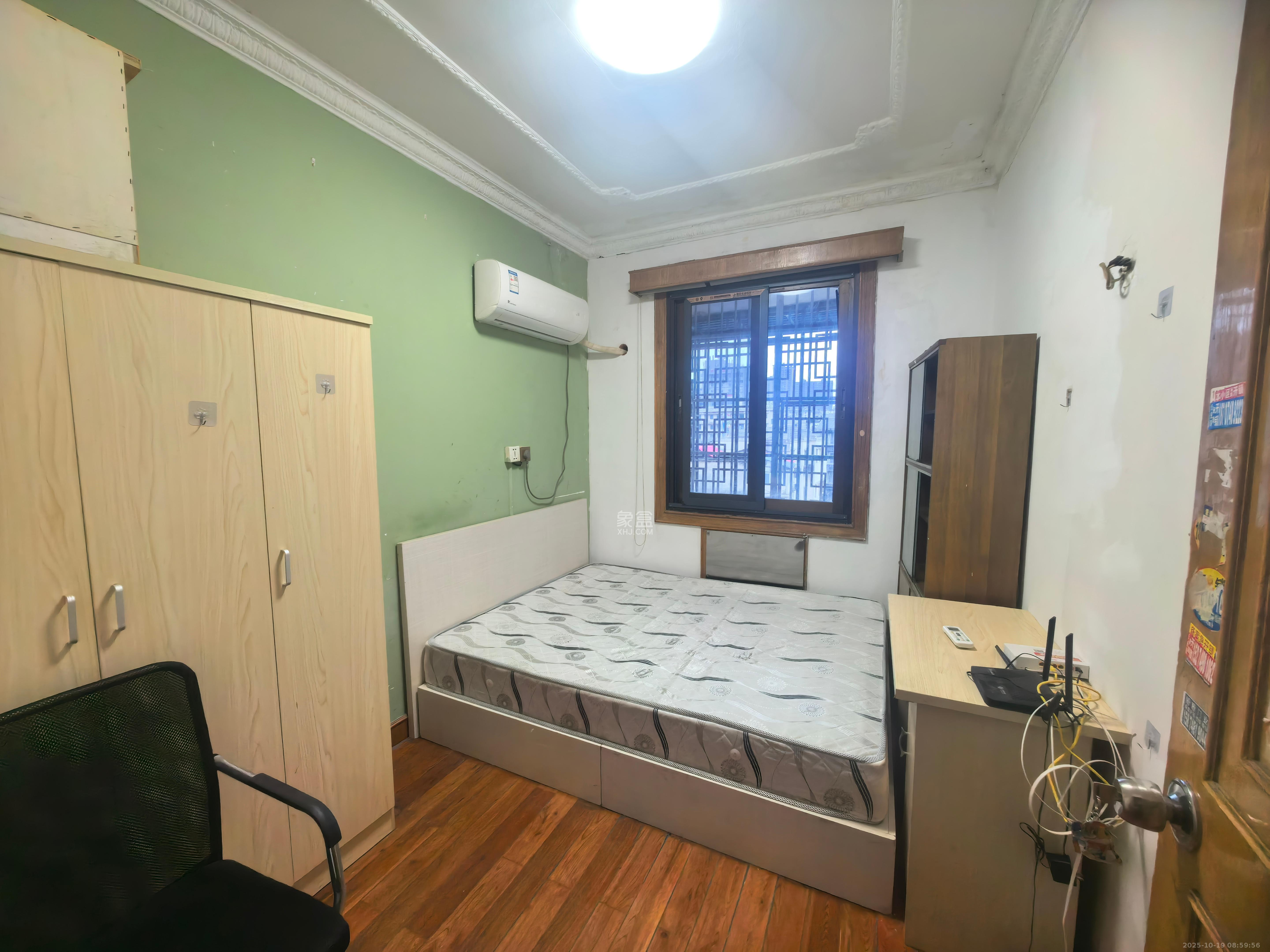 潮宗街小区  1室0厅0卫    2600.0元/月室内图