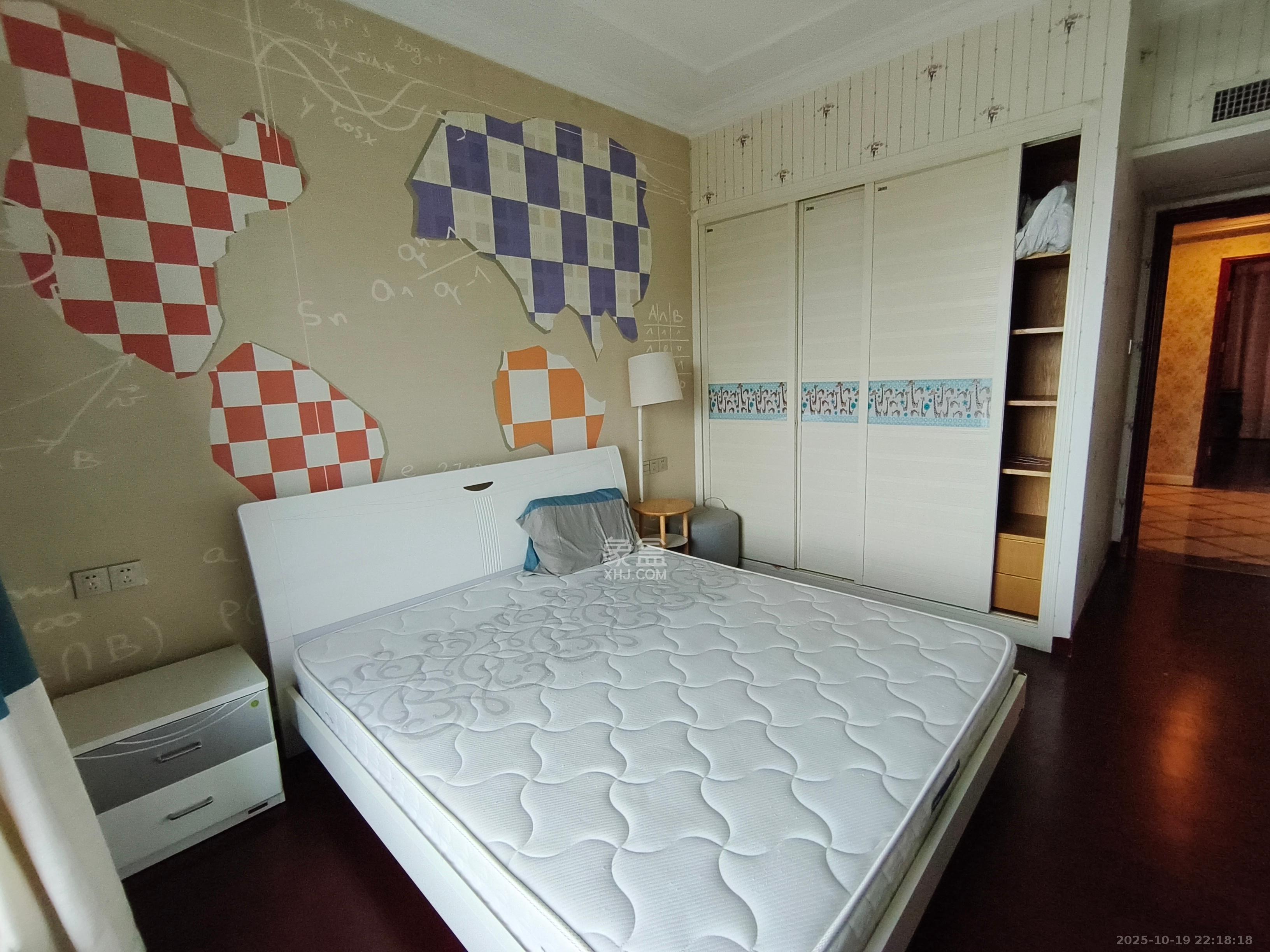 恒大雅苑 4室2厅2卫 7500.0元/月 恒大雅苑 4室2厅2卫 7500.0元/月室内图