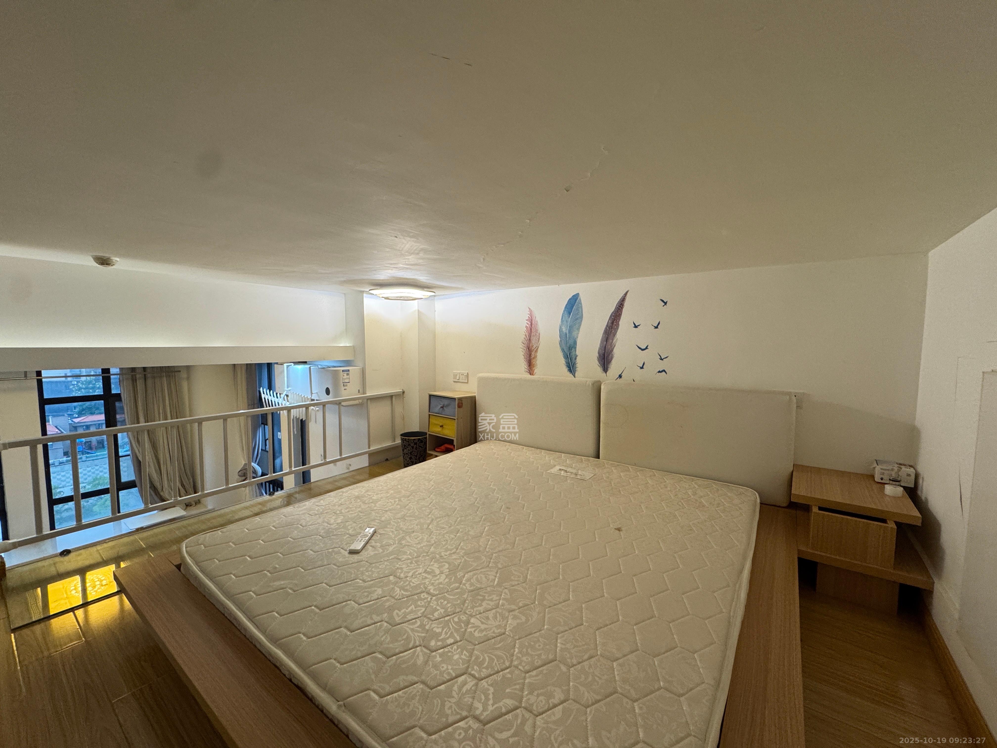 荣悦台  1室1厅1卫    2200.0元/月 荣悦台  1室1厅1卫    2200.0元/月室内图