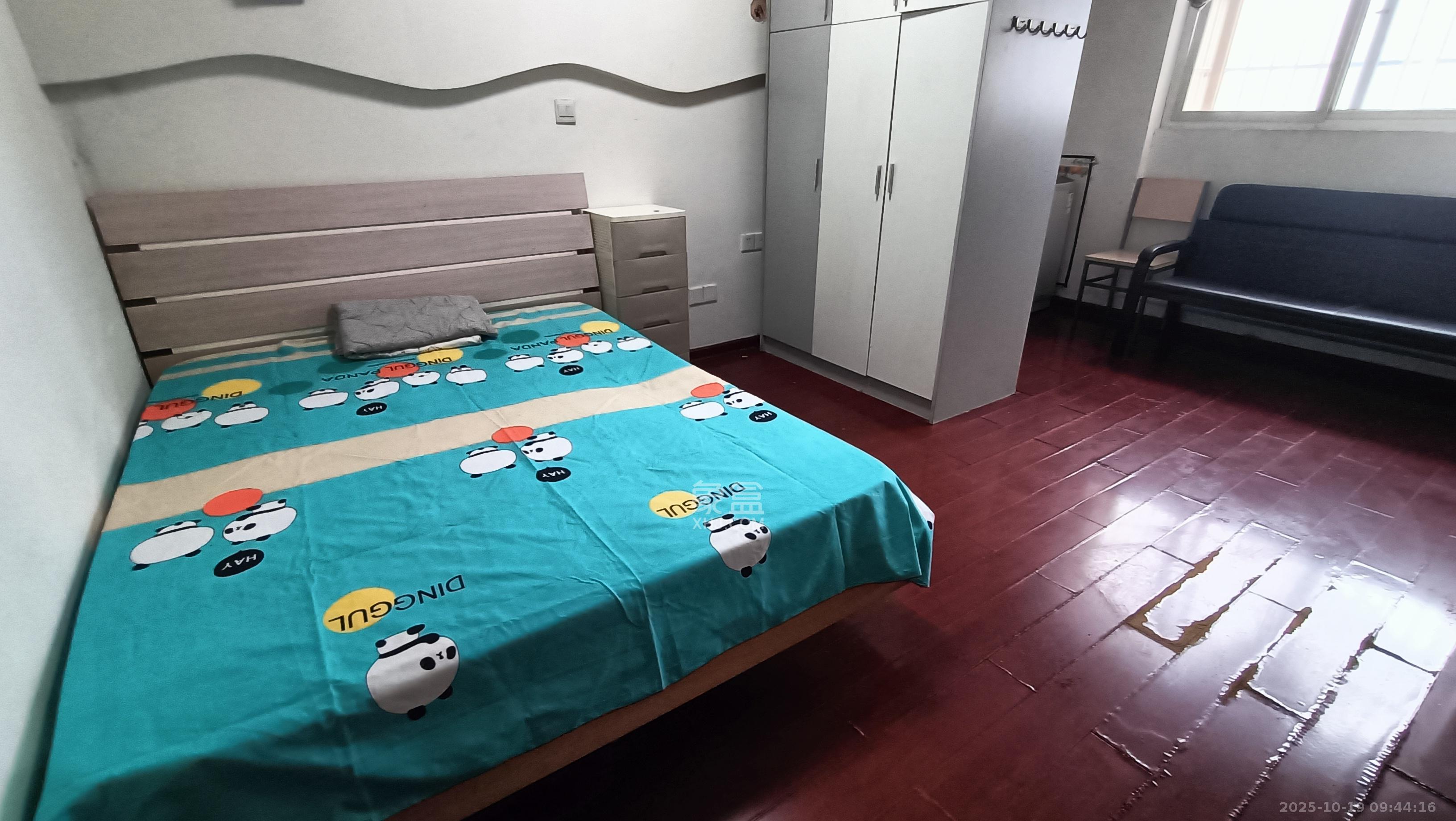 2076至高点 1室1厅1卫 1400.0元/月 2076至高点 1室1厅1卫 1400.0元/月室内图