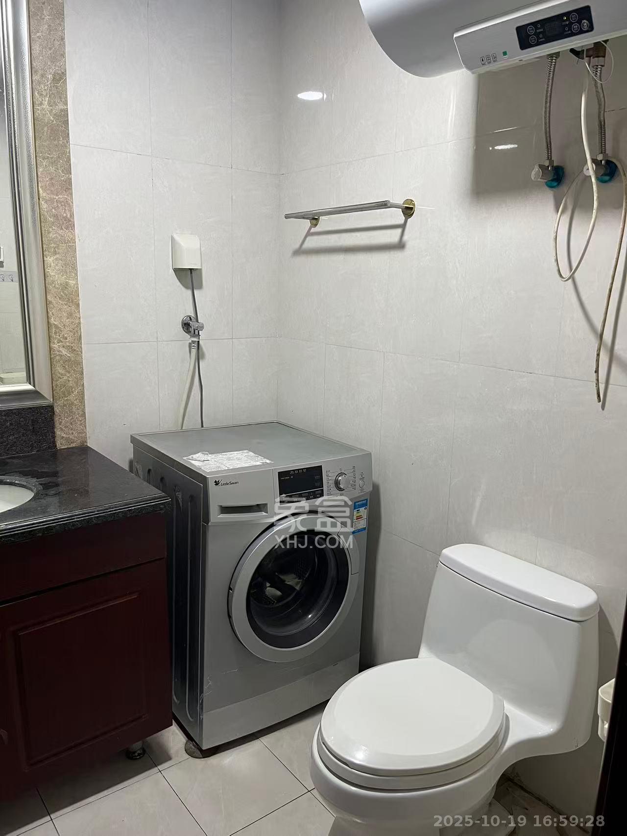 恒大华府  1室1厅1卫    1500.0元/月 恒大华府  1室1厅1卫    1500.0元/月室内图