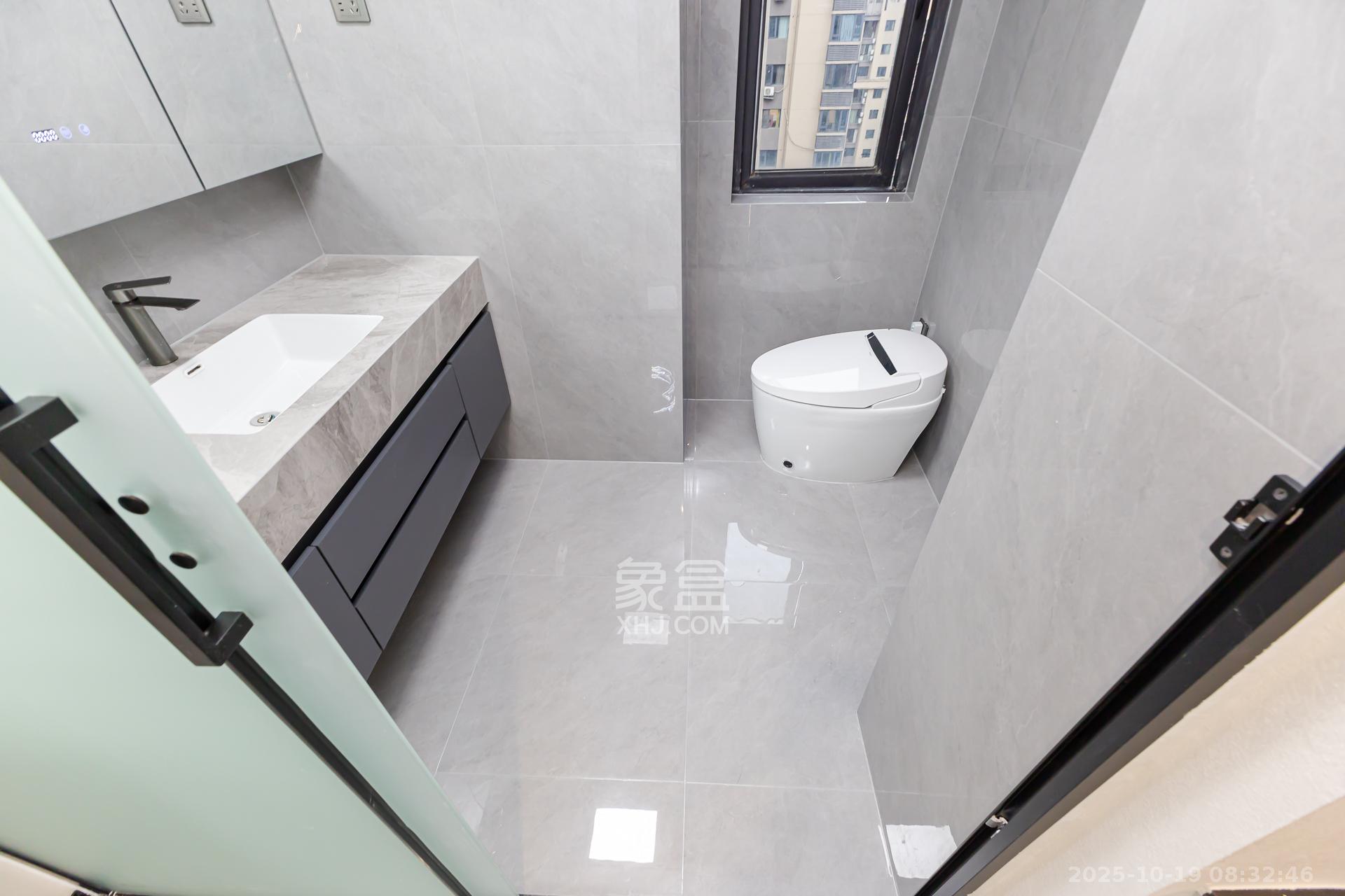 勤诚达境界城 4室2厅2卫 112.8万 勤诚达境界城 4室2厅2卫 112.8万卫生间