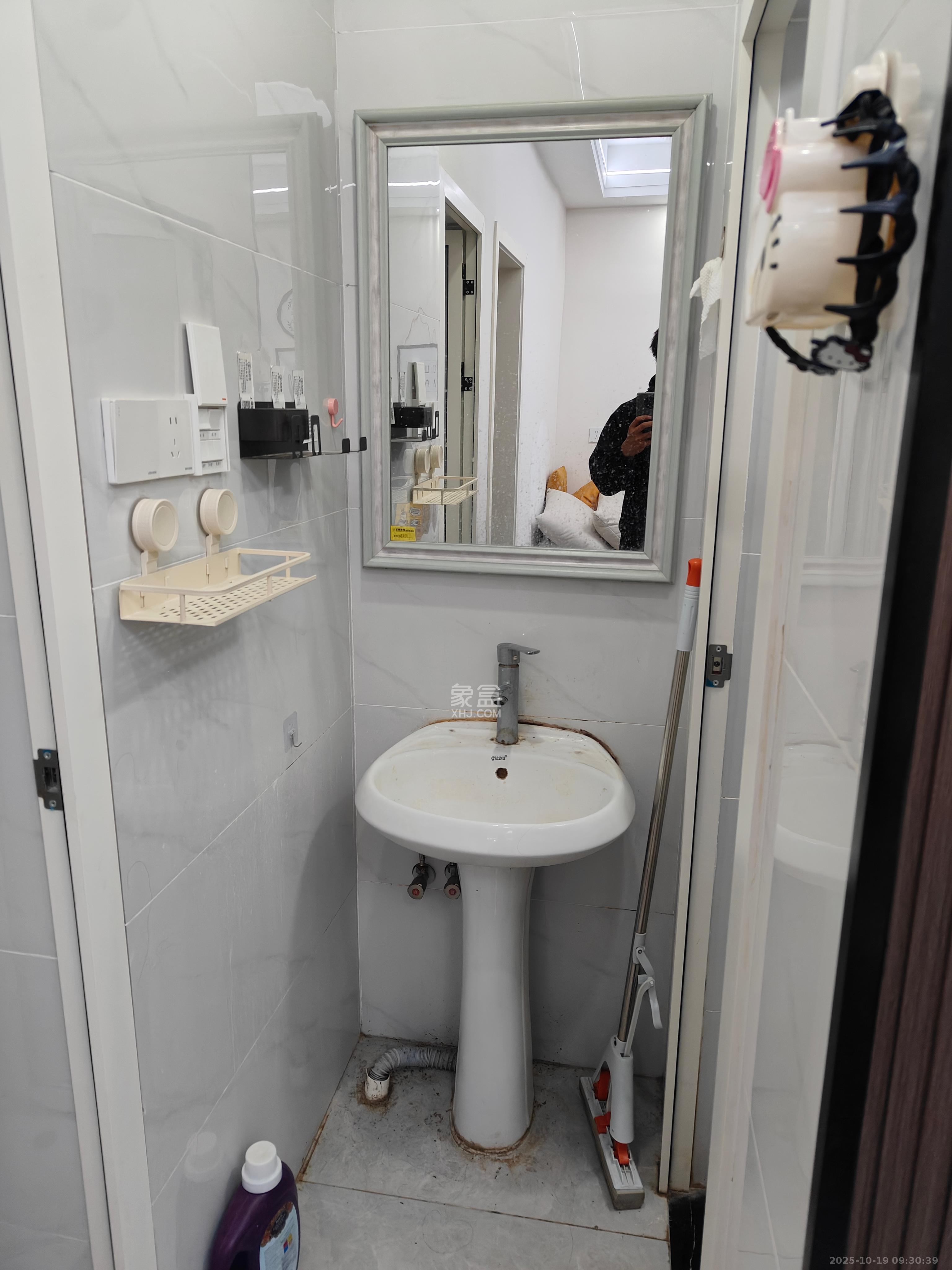 大/小王家巷散盘  2室1厅1卫    2000.0元/月室内图