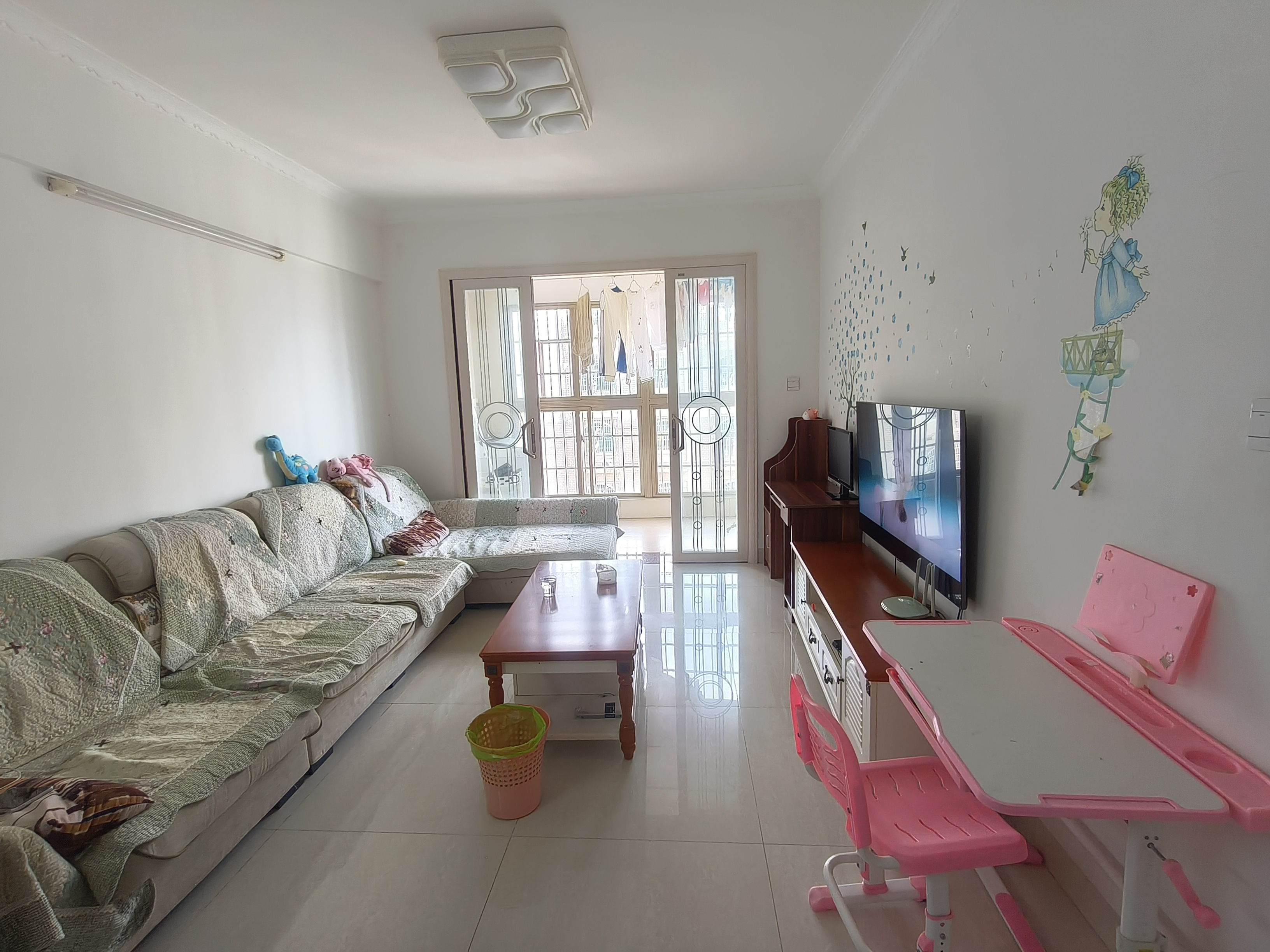 工商学院教工宿舍  3室2厅1卫    2600.0元/月室内图