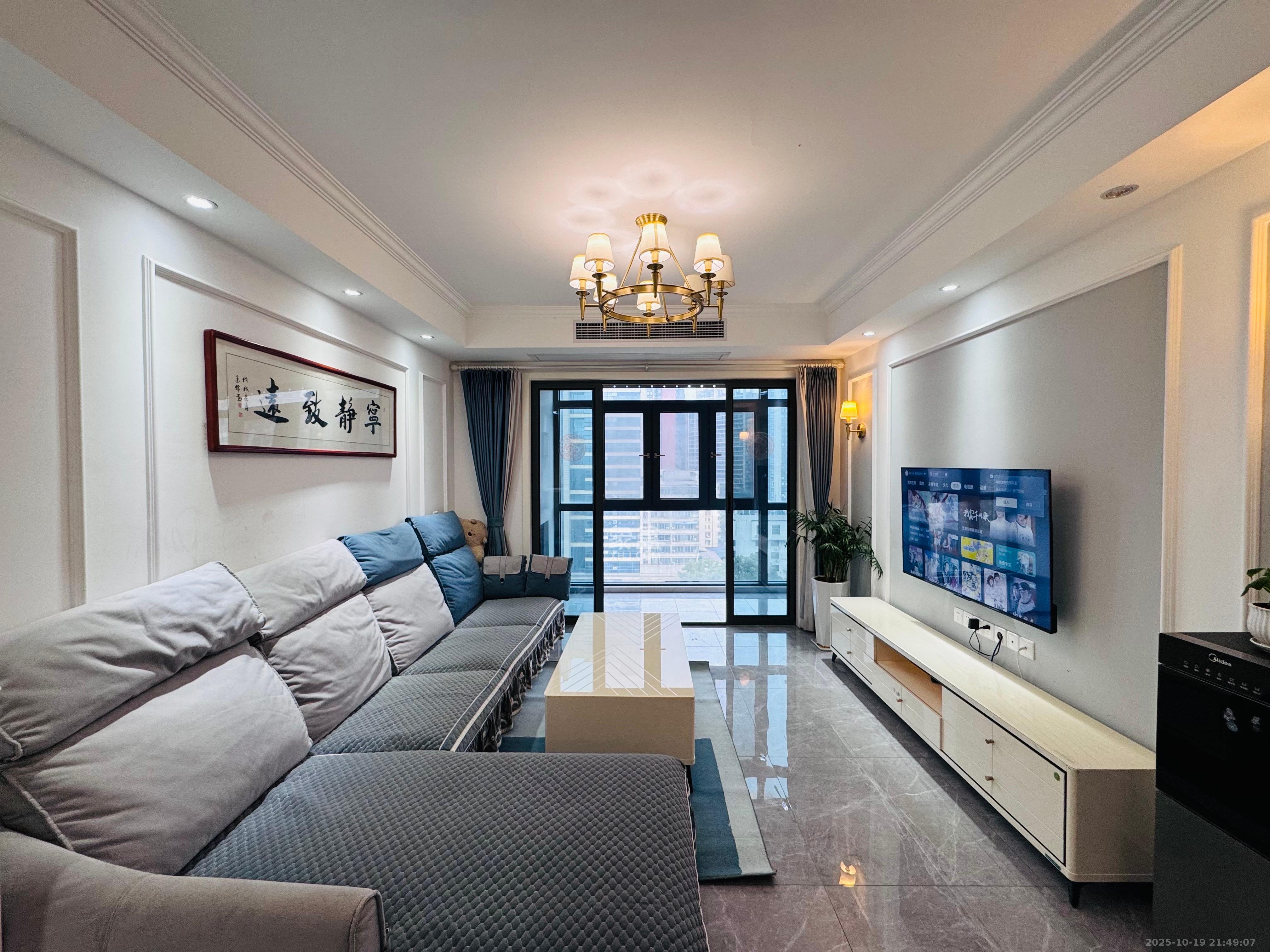 里约荟  3室2厅1卫    3500.0元/月 里约荟  3室2厅1卫    3500.0元/月