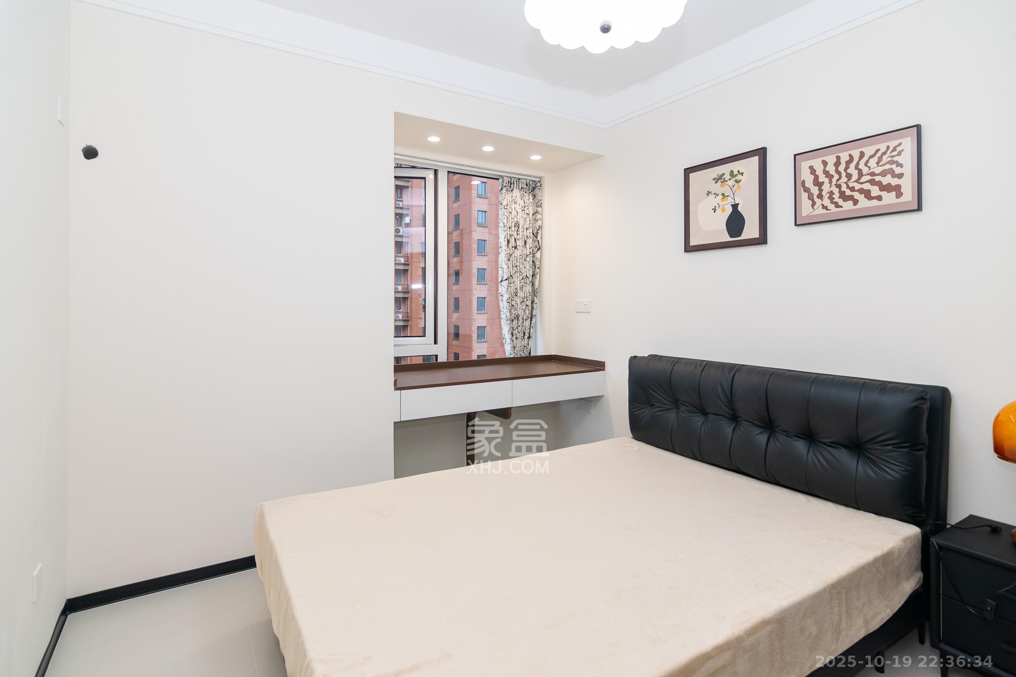 新城国际花都  3室2厅2卫    78.8万卧室