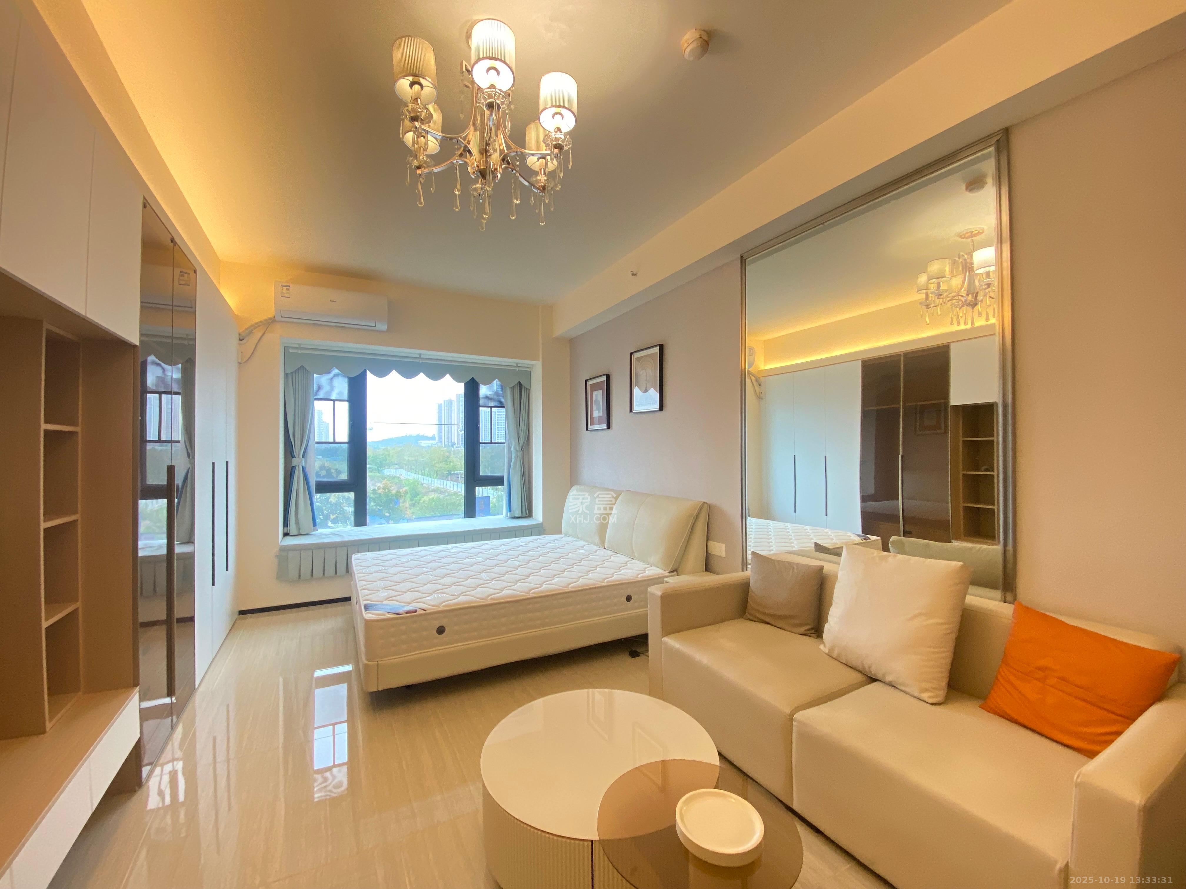 恒大国际广场  1室1厅1卫    1600.0元/月室内图1