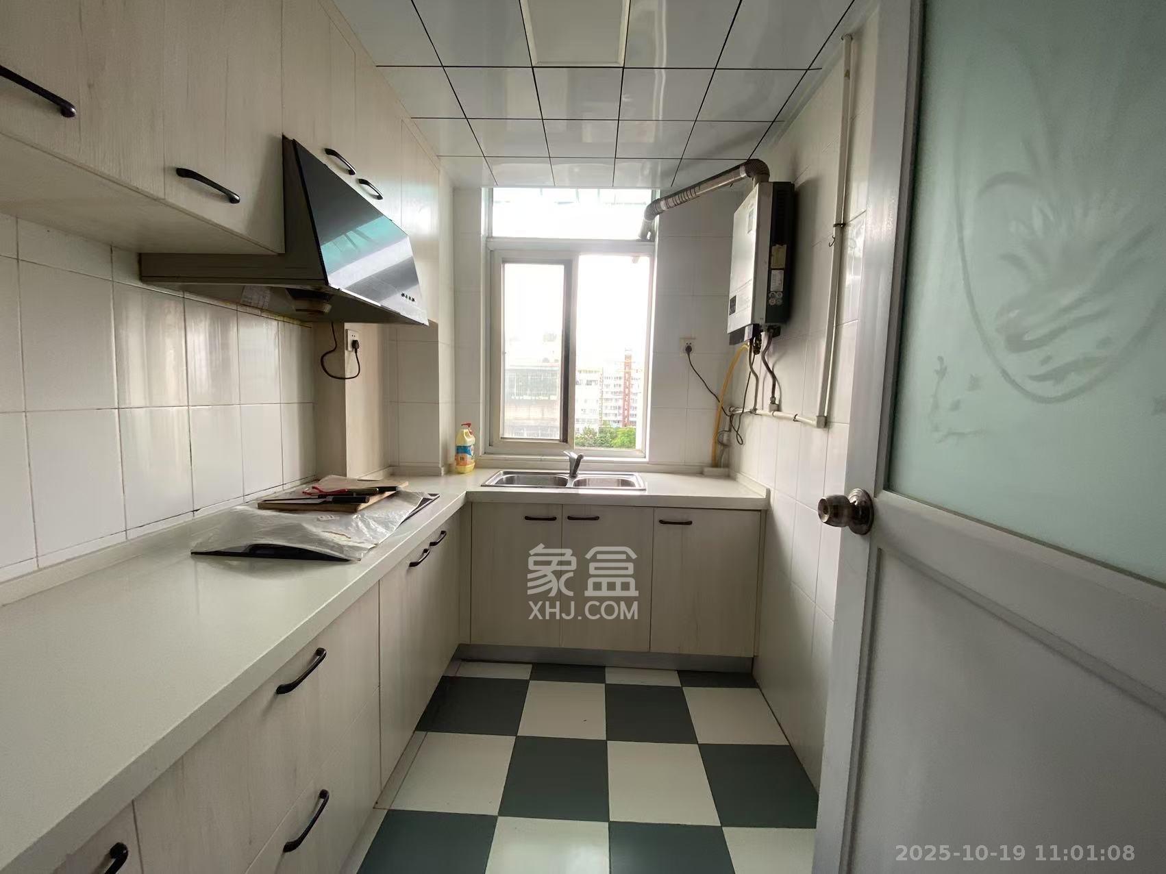 湘樟园小区(湘樟家园)  3室2厅1卫    1700.0元/月 湘樟园小区(湘樟家园)  3室2厅1卫    1700.0元/月室内图