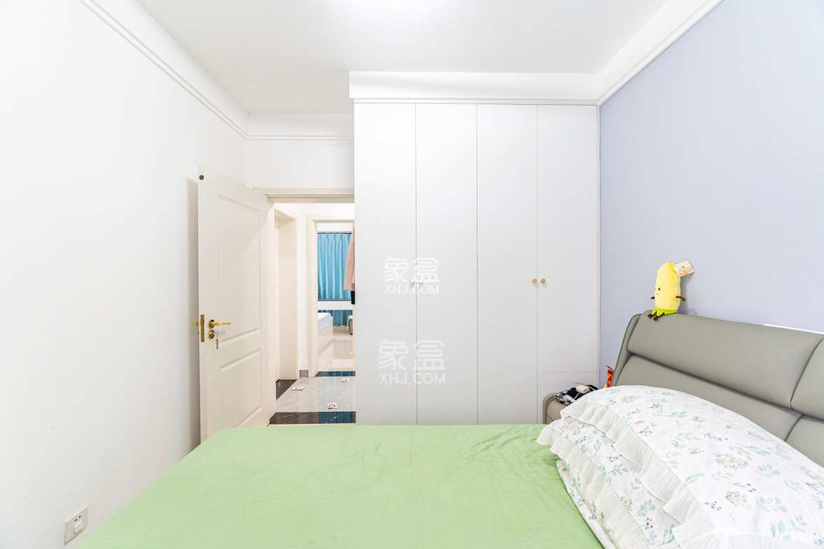 盛地东方芯府 3室1厅2卫 80.0万 盛地东方芯府 3室1厅2卫 80.0万卧室