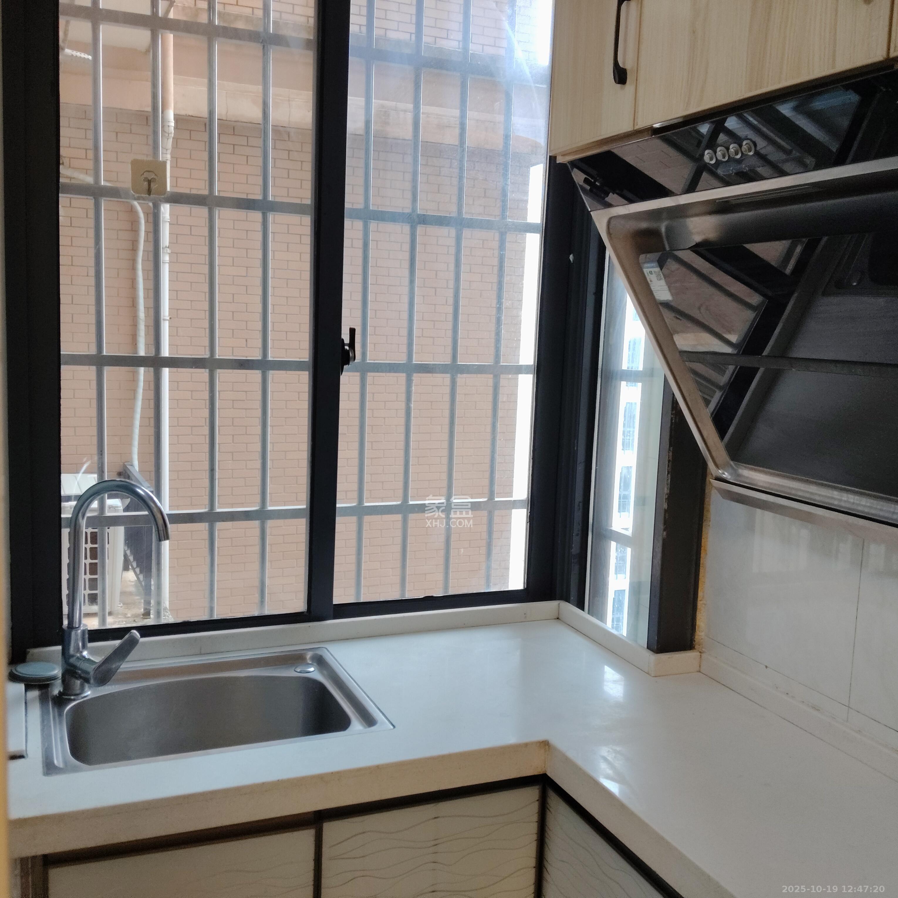 和润园一、二期  1室1厅1卫    1200.0元/月室内图