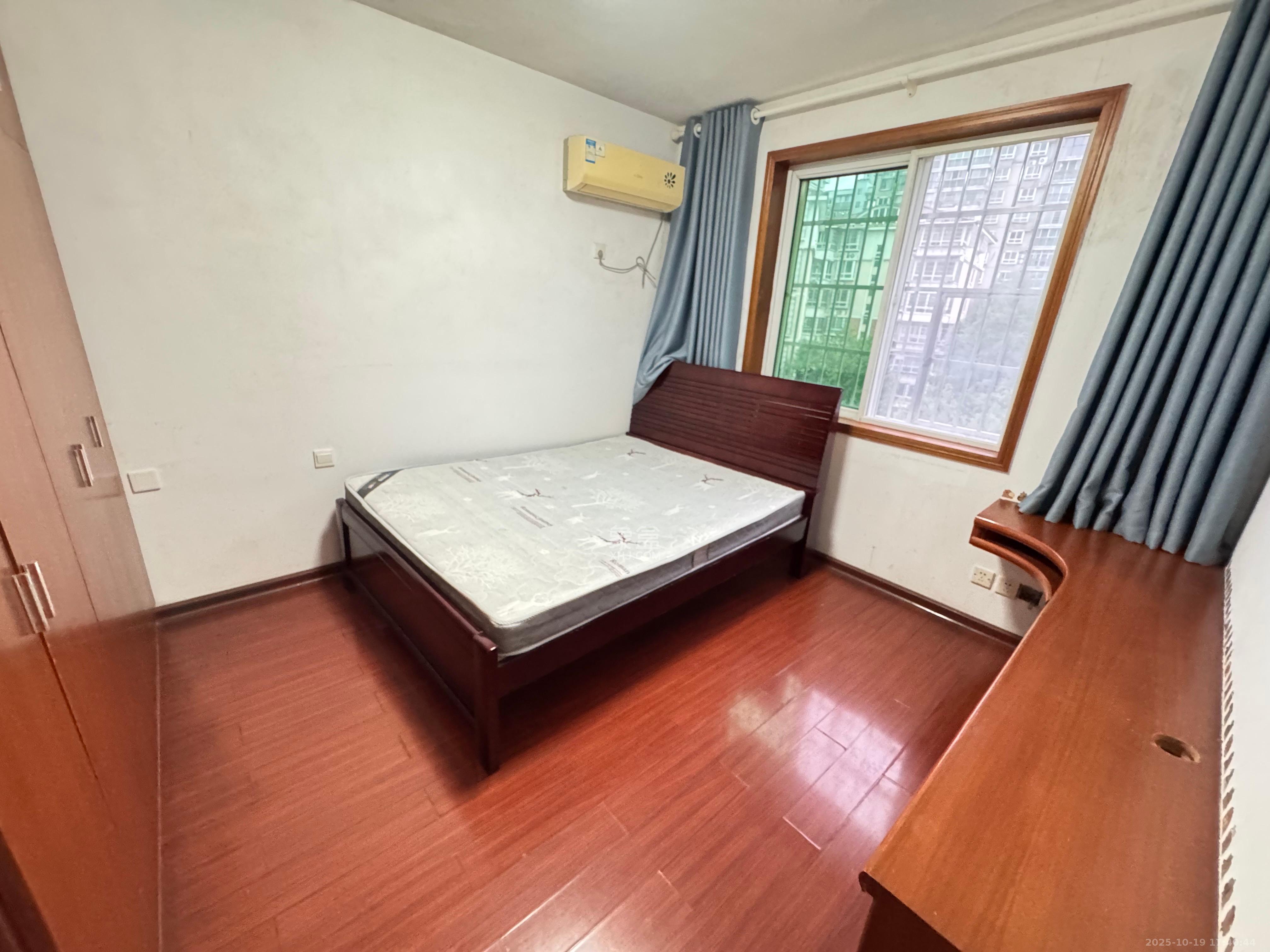 恩瑞麓山名园(龙王港小区) 2室1厅1卫 2000.0元/月 恩瑞麓山名园(龙王港小区) 2室1厅1卫 2000.0元/月室内图