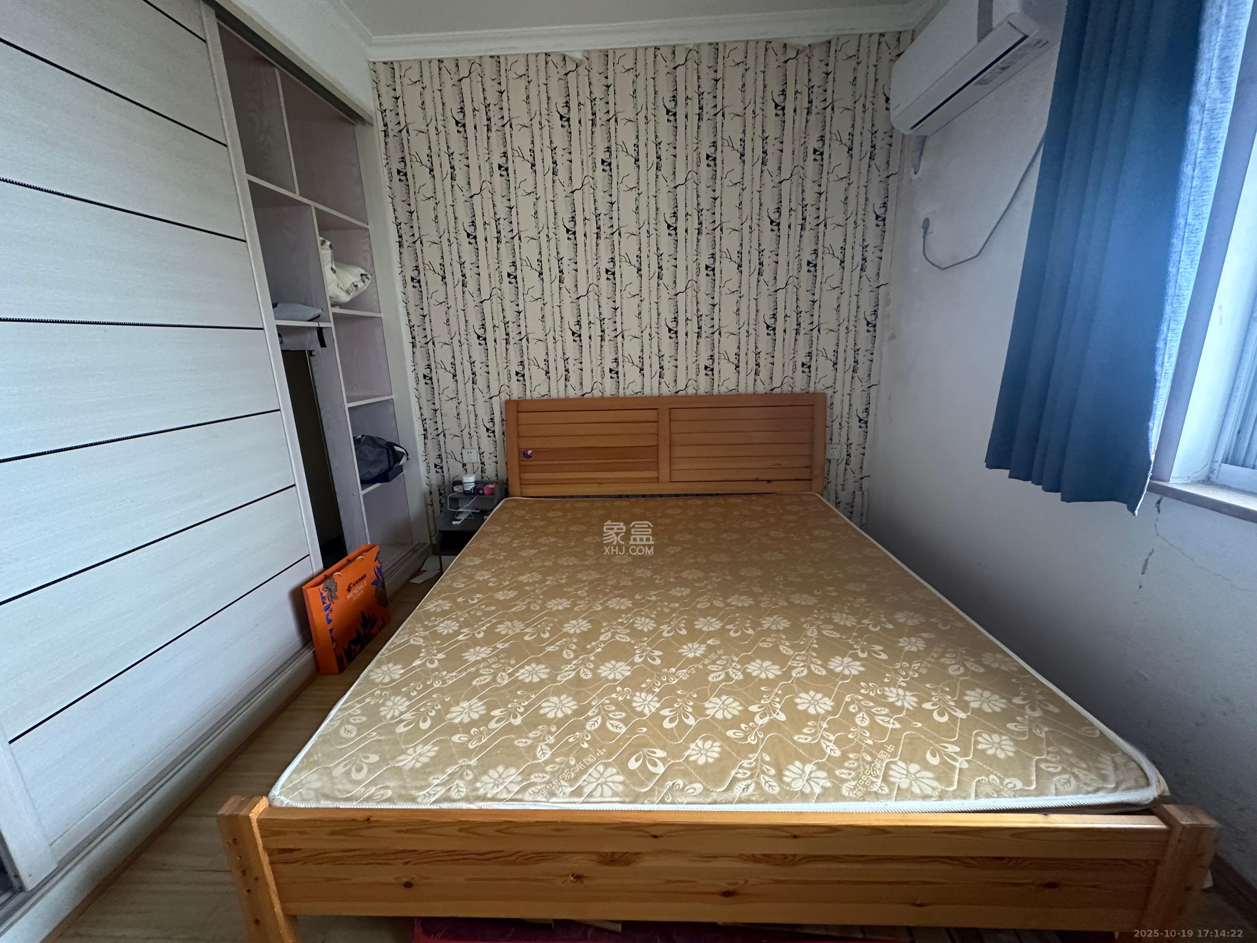 四方小区综合楼（四方嘉丽）  2室2厅1卫    2000.0元/月室内图