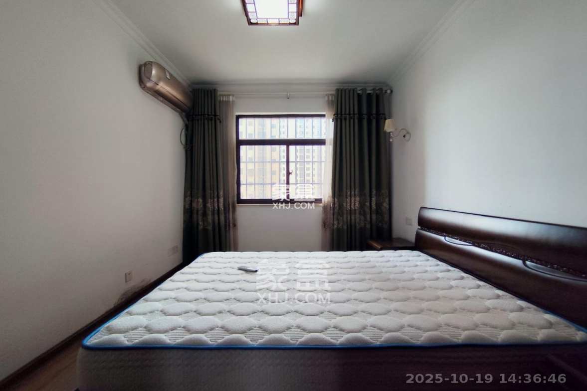 三景华御  3室2厅2卫    1800.0元/月 三景华御  3室2厅2卫    1800.0元/月室内图