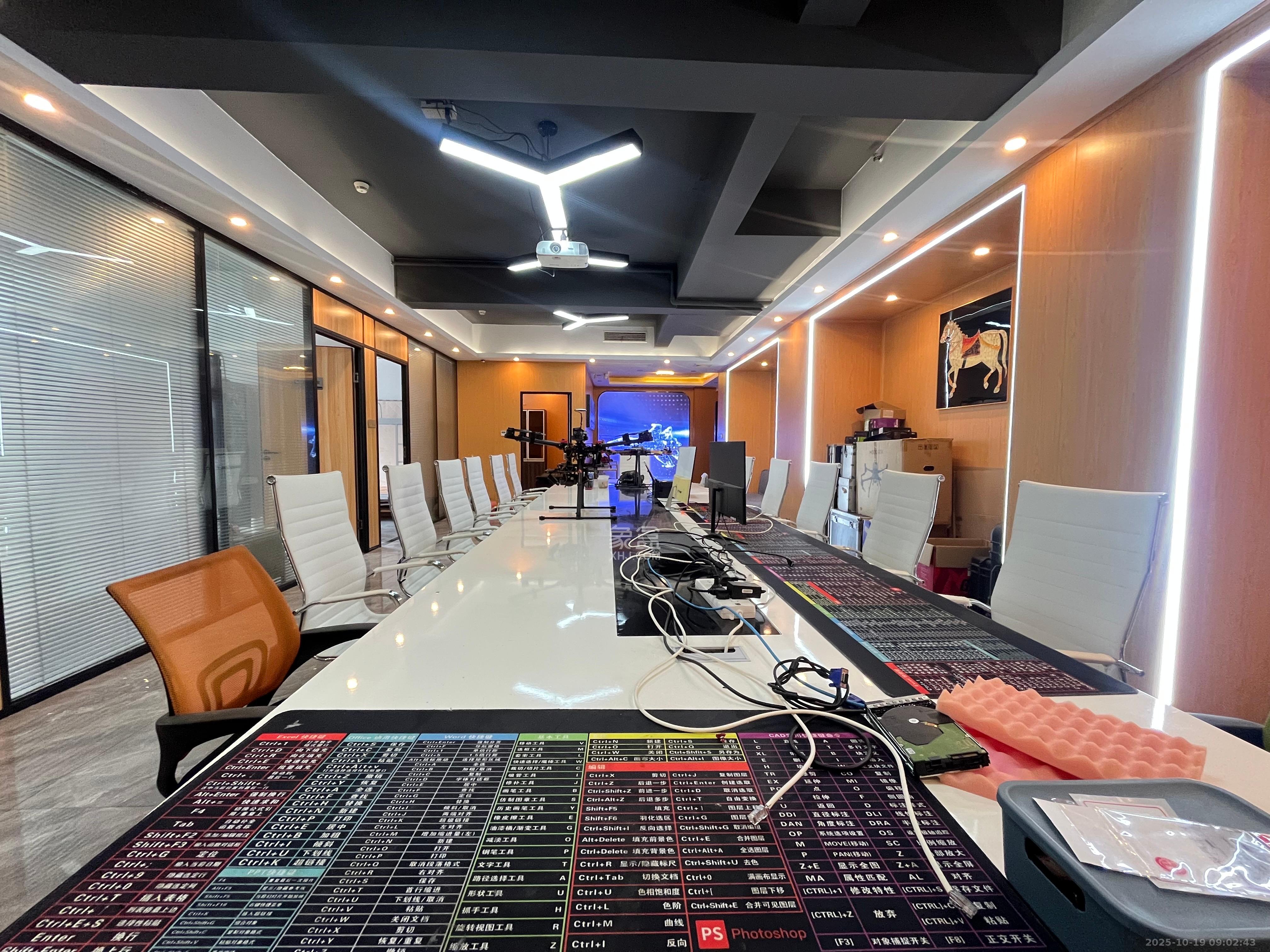 金科天悦(金科美邻汇) 5室1厅1卫 5200.0元/月 金科天悦(金科美邻汇) 5室1厅1卫 5200.0元/月室内图