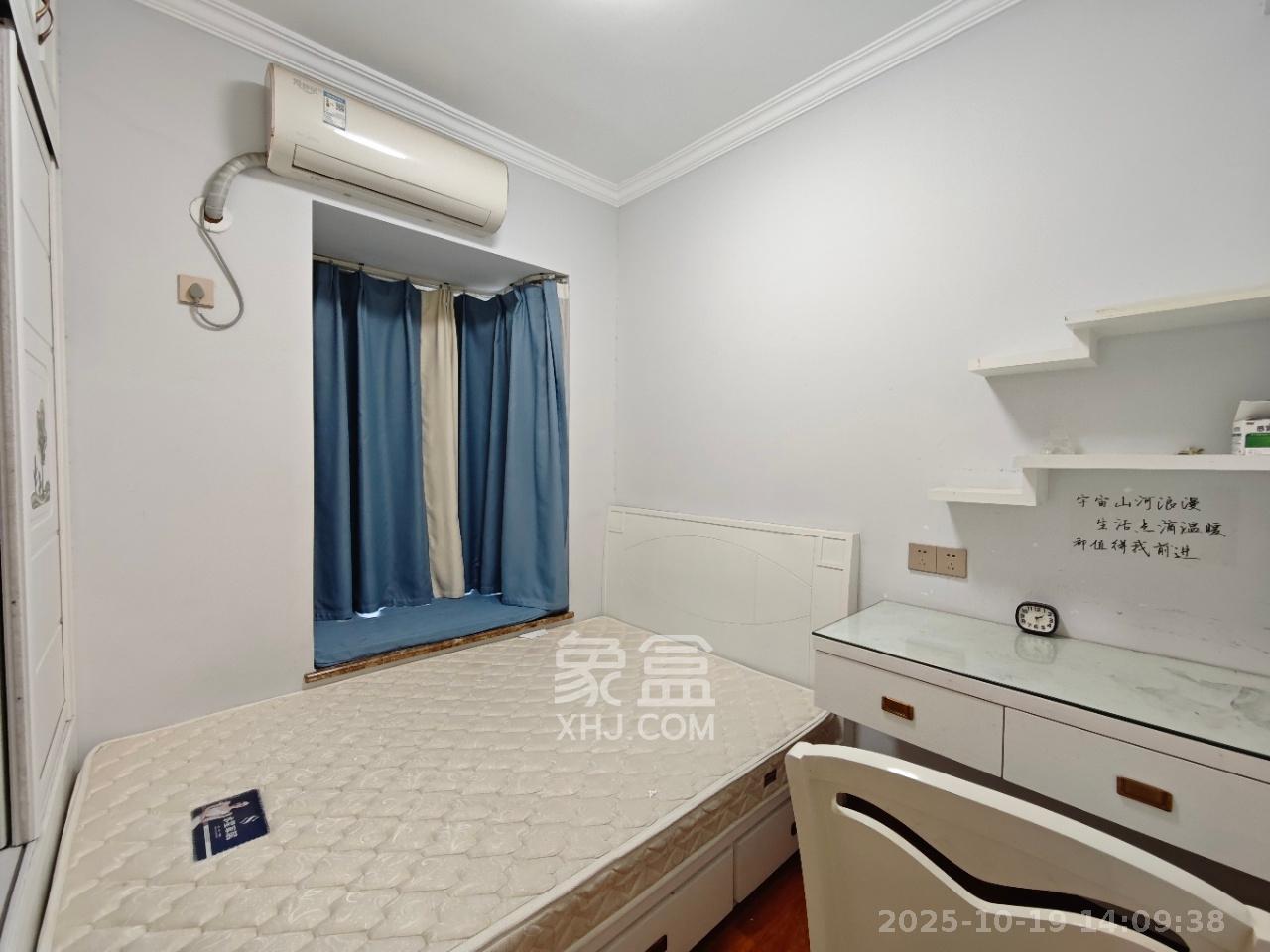 江山帝景哈佛  3室2厅1卫    2000.0元/月室内图