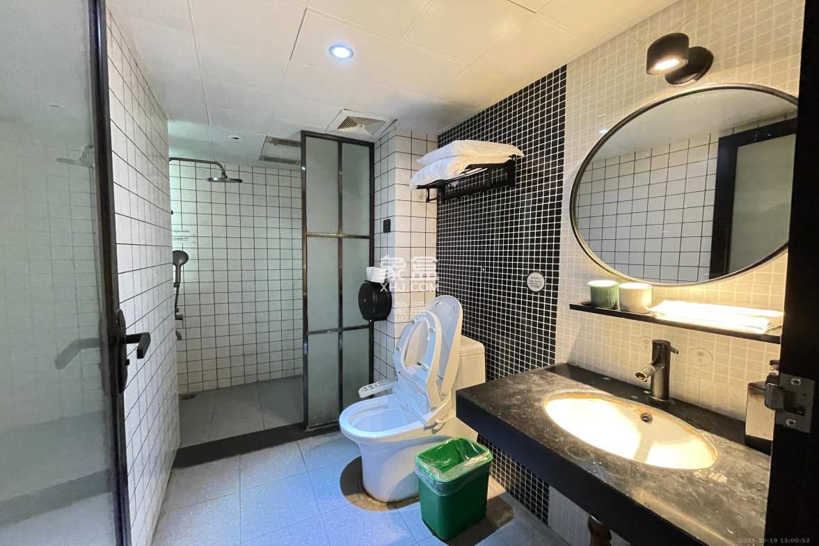 银轩铭誉(四海怡家)  1室1厅1卫    1500.0元/月 银轩铭誉(四海怡家)  1室1厅1卫    1500.0元/月室内图