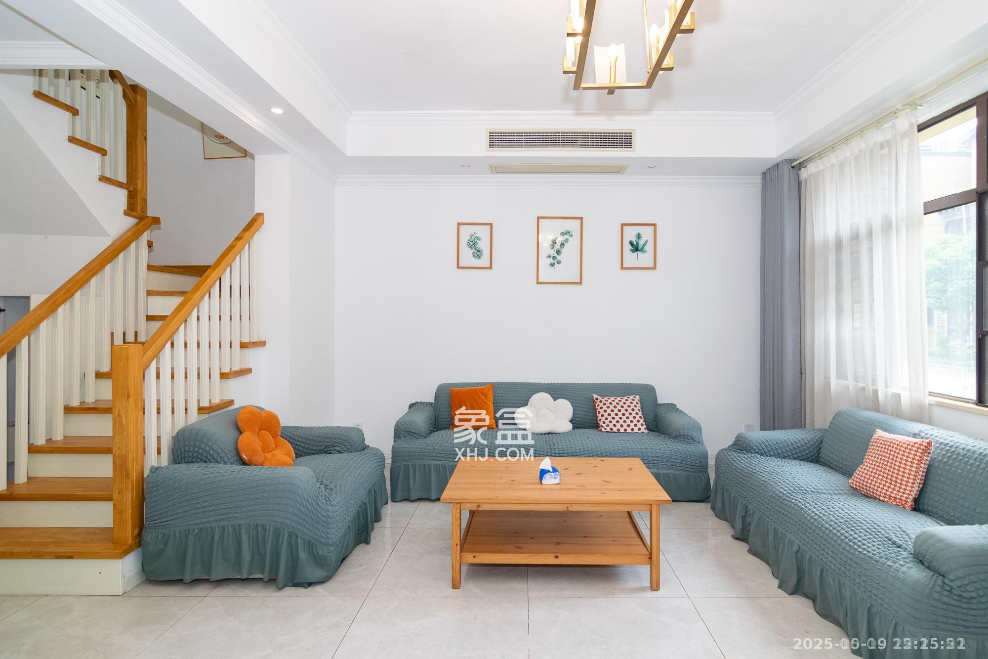 金地三千府（金地湖山樾、金地自在城）  5室2厅3卫    6500.0元/月室内图