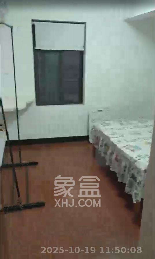 学府星城 6室1厅2卫 3120.0元/月 学府星城 6室1厅2卫 3120.0元/月室内图