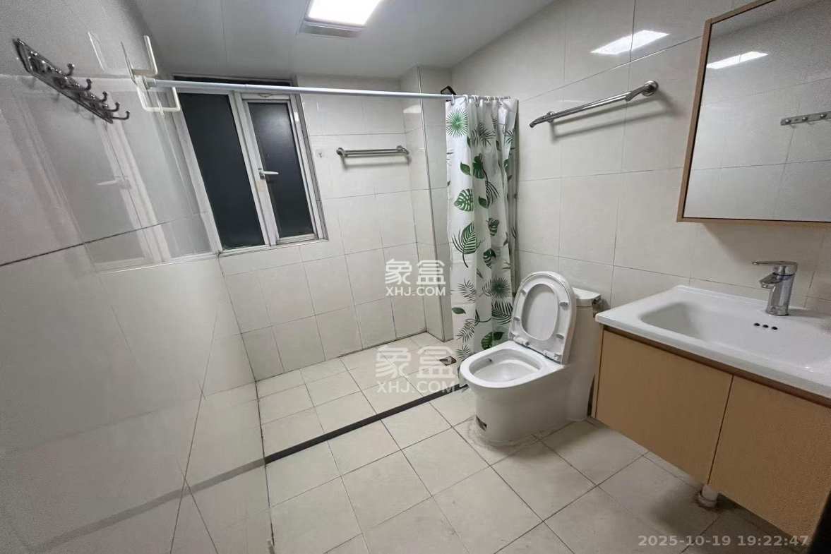 湘麓国际 3室2厅2卫 3000.0元/月 湘麓国际 3室2厅2卫 3000.0元/月室内图