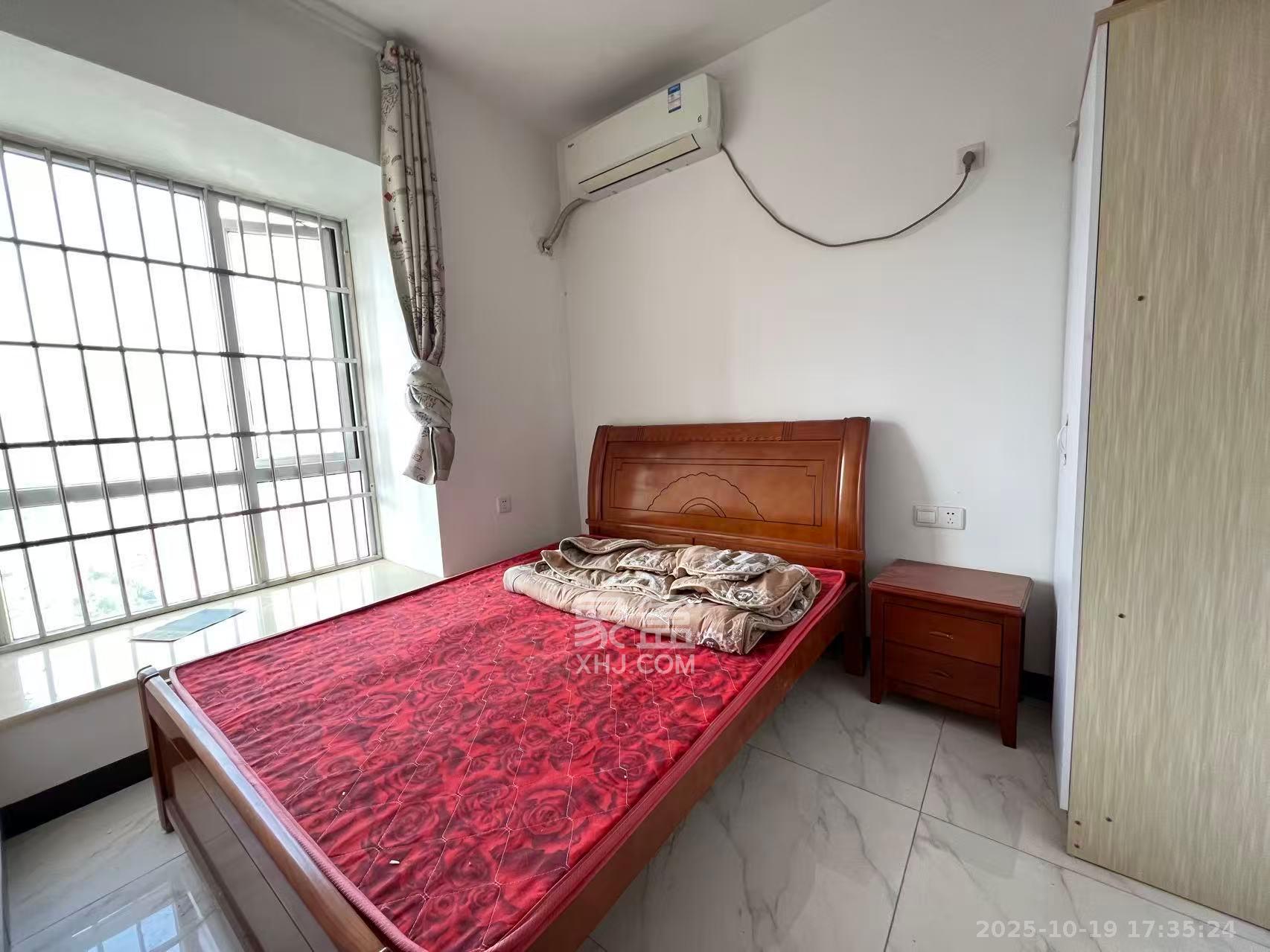 泊爱蓝湾 2室1厅1卫 2500.0元/月 泊爱蓝湾 2室1厅1卫 2500.0元/月室内图