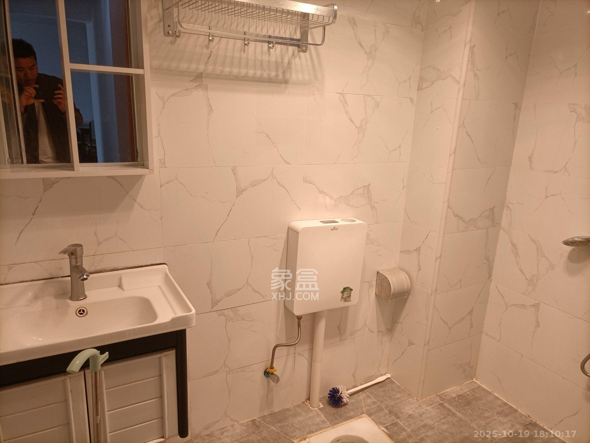 中交中央公园D1区  1室0厅0卫    2600.0元/月 中交中央公园D1区  1室0厅0卫    2600.0元/月室内图