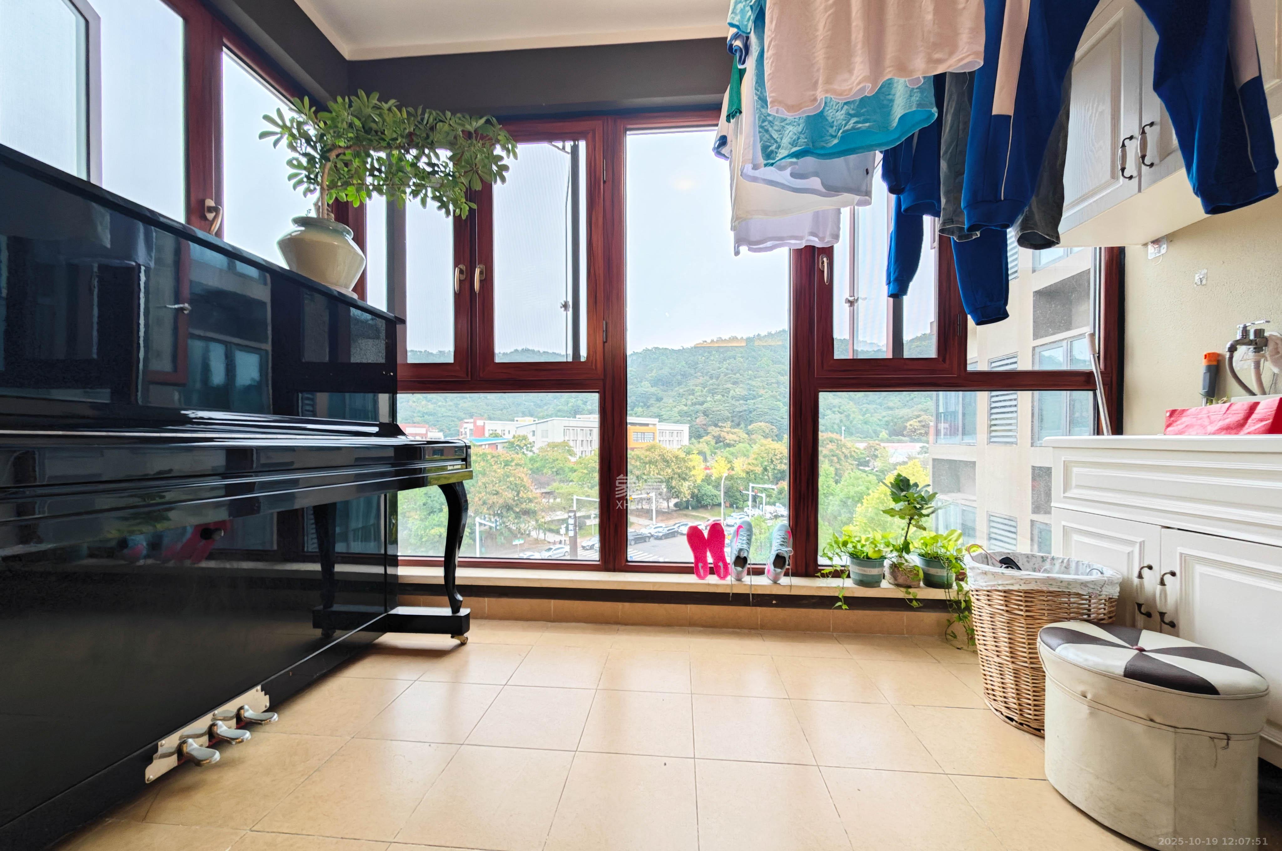 万科里梅溪郡  4室2厅2卫    258.0万 万科里梅溪郡  4室2厅2卫    258.0万其他