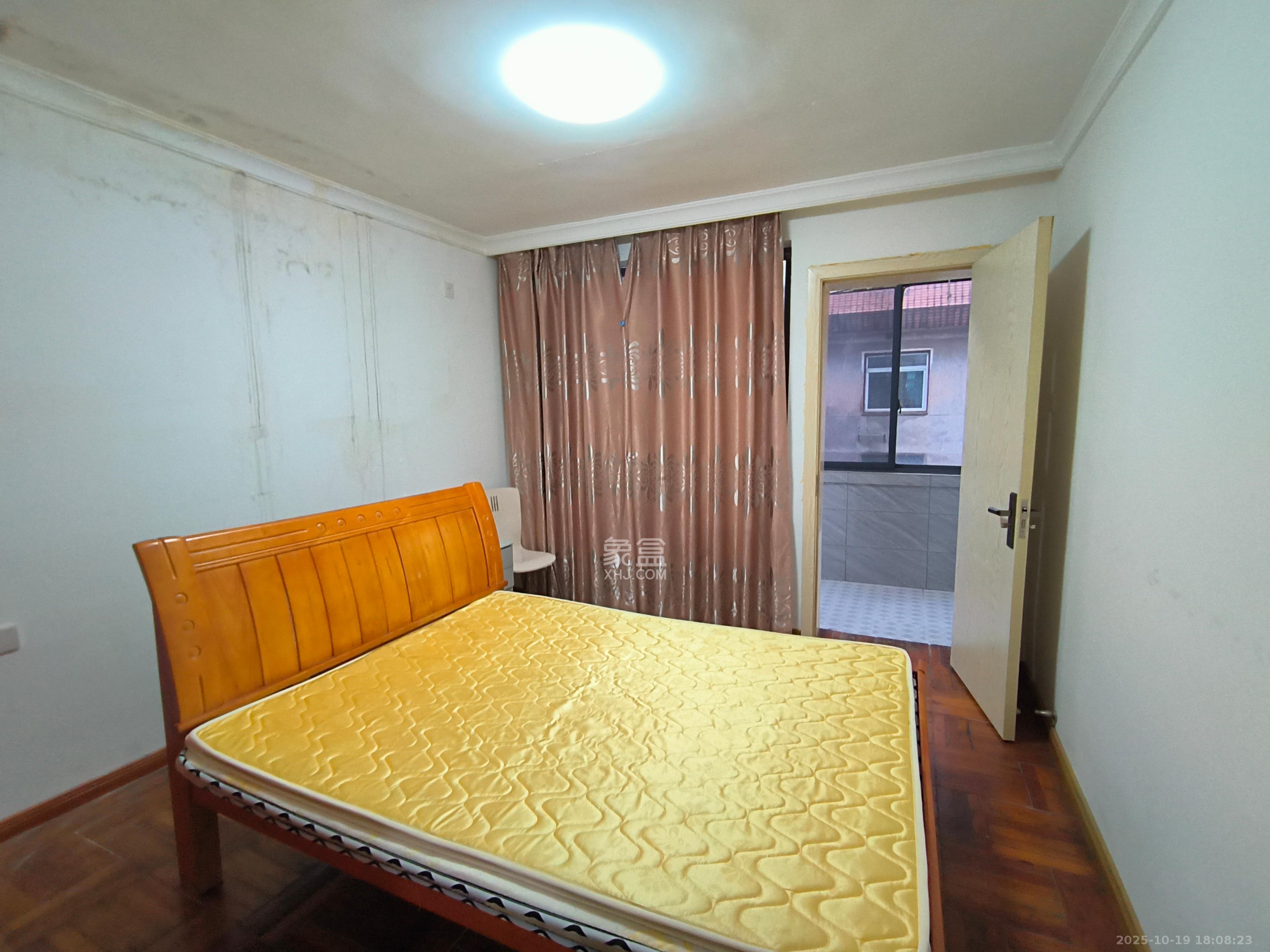 左家塘华天宿舍  2室1厅1卫    1800.0元/月室内图