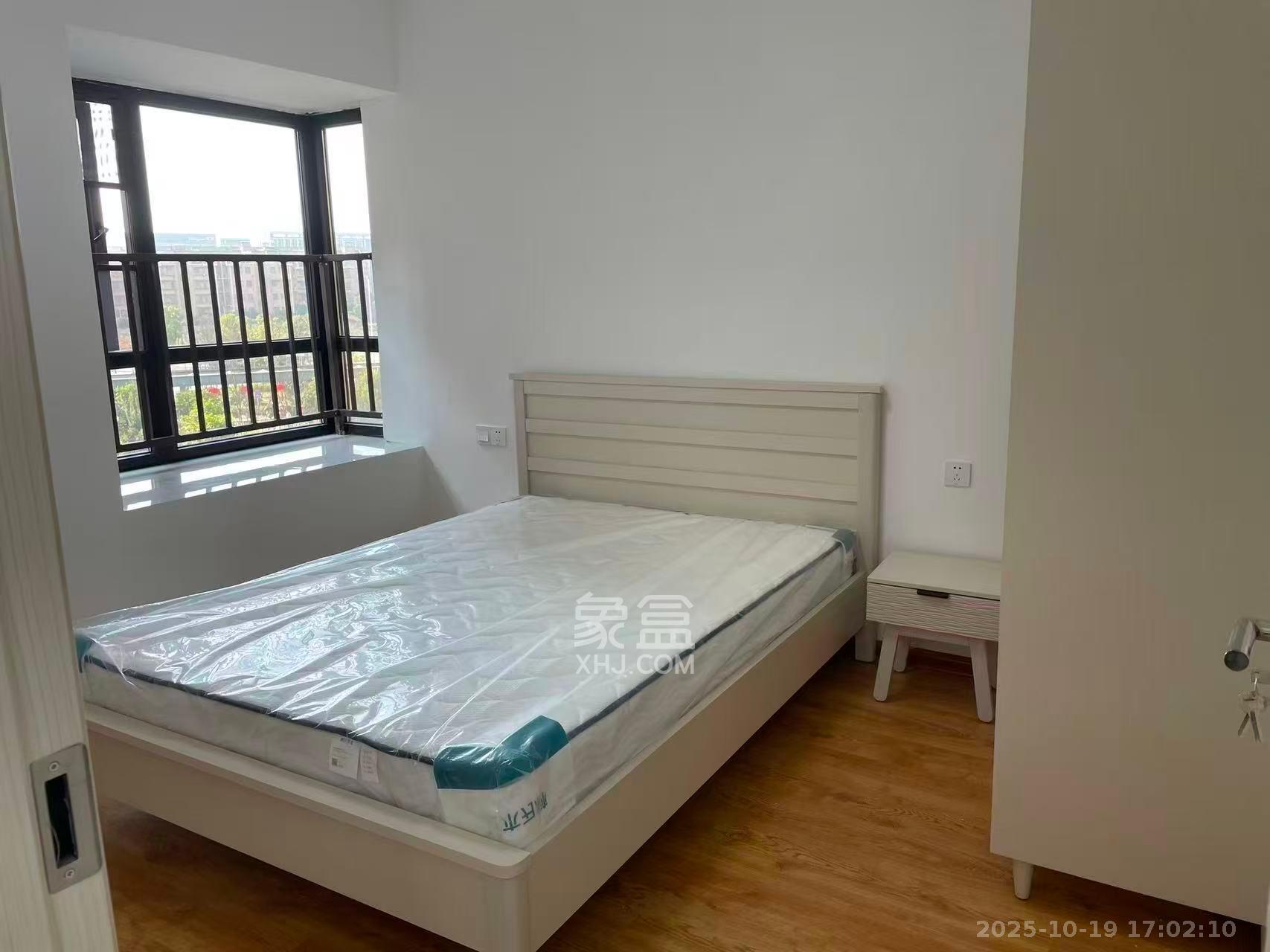 北辰中央公园C区  3室2厅1卫    2300.0元/月 北辰中央公园C区  3室2厅1卫    2300.0元/月室内图1