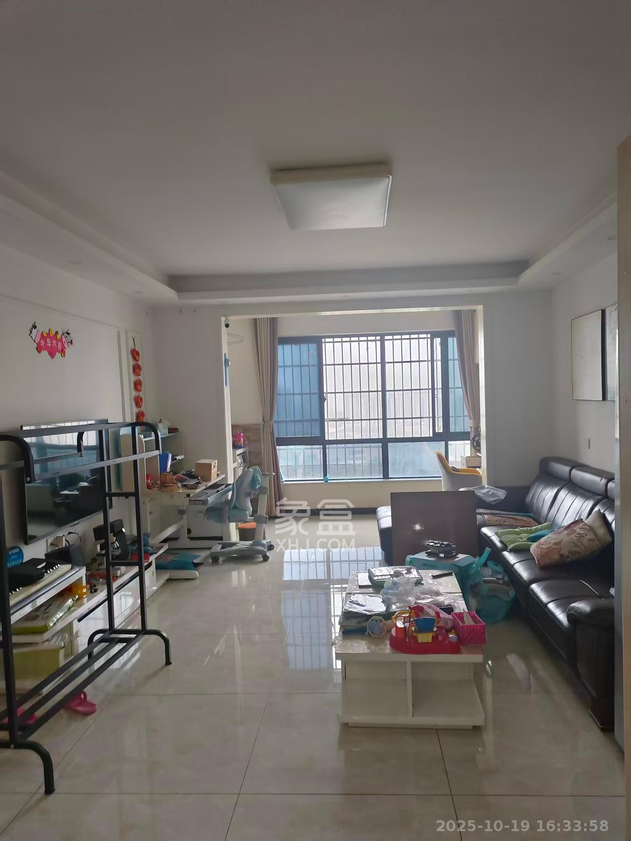 好望谷 2室2厅1卫 1600.0元/月 好望谷 2室2厅1卫 1600.0元/月室内图