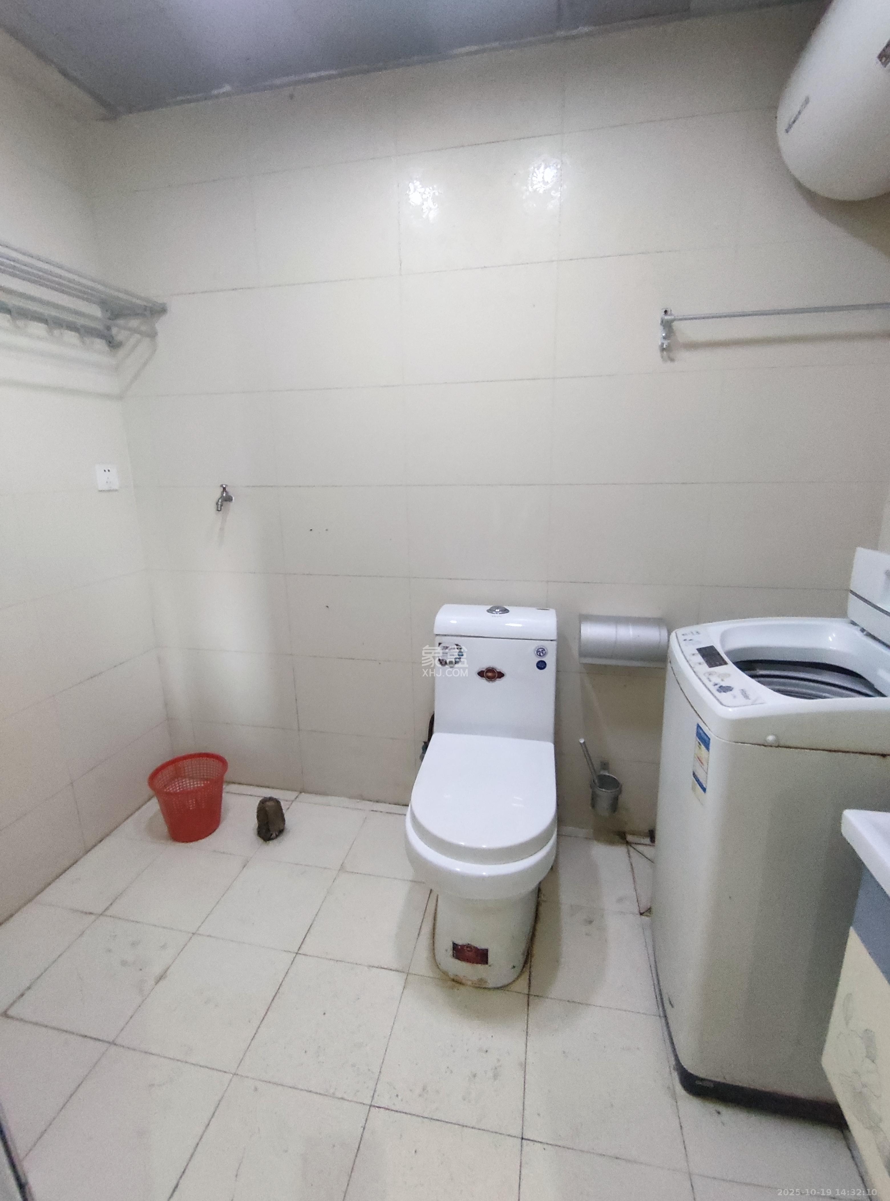 怡海星城  1室1厅1卫    1150.0元/月室内图