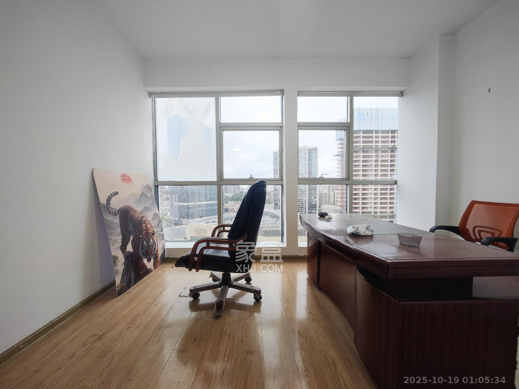 红星国际星城  1室1厅1卫    22.0万 红星国际星城  1室1厅1卫    22.0万其他