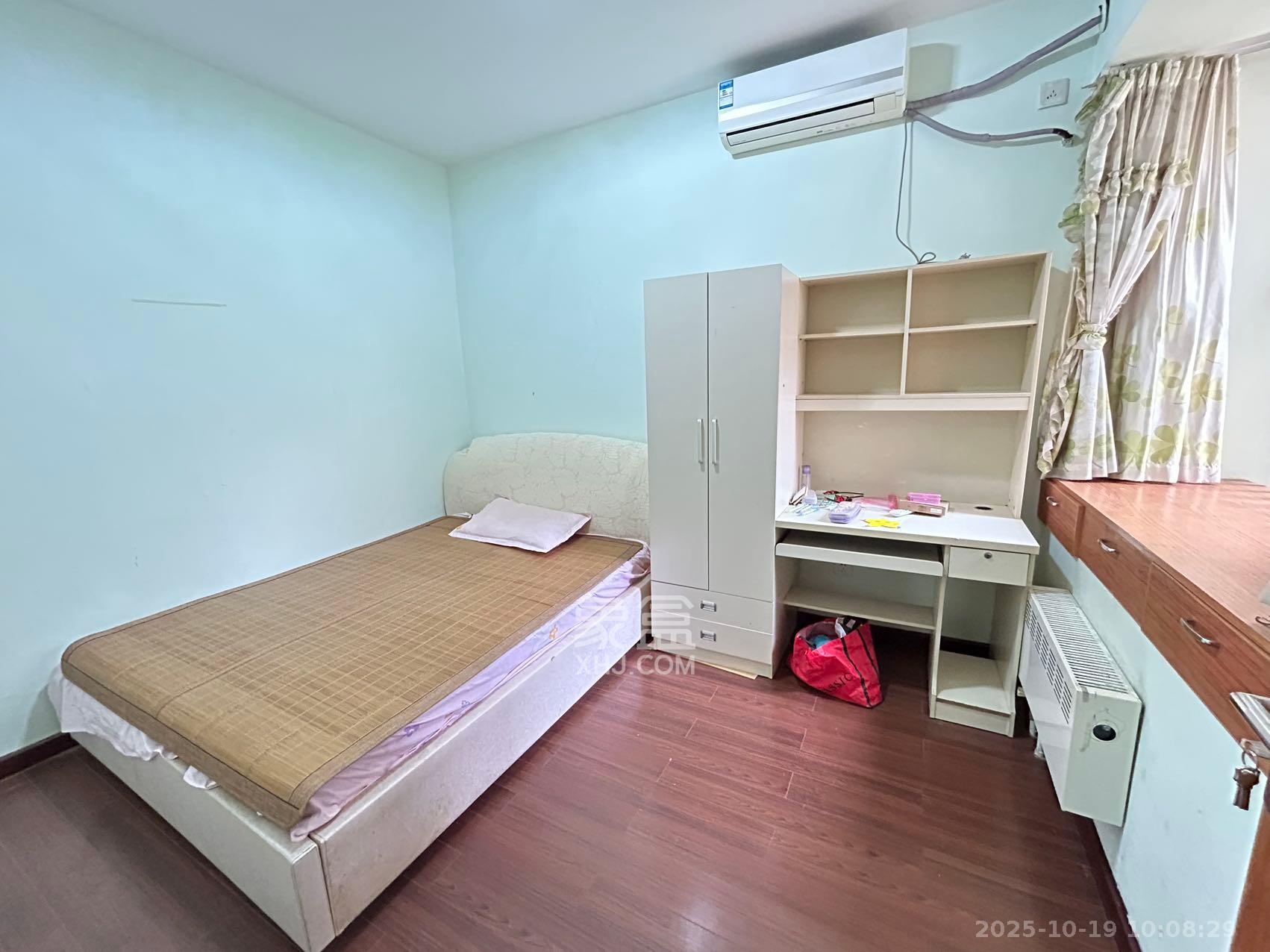 怡海星城  2室2厅1卫    1400.0元/月