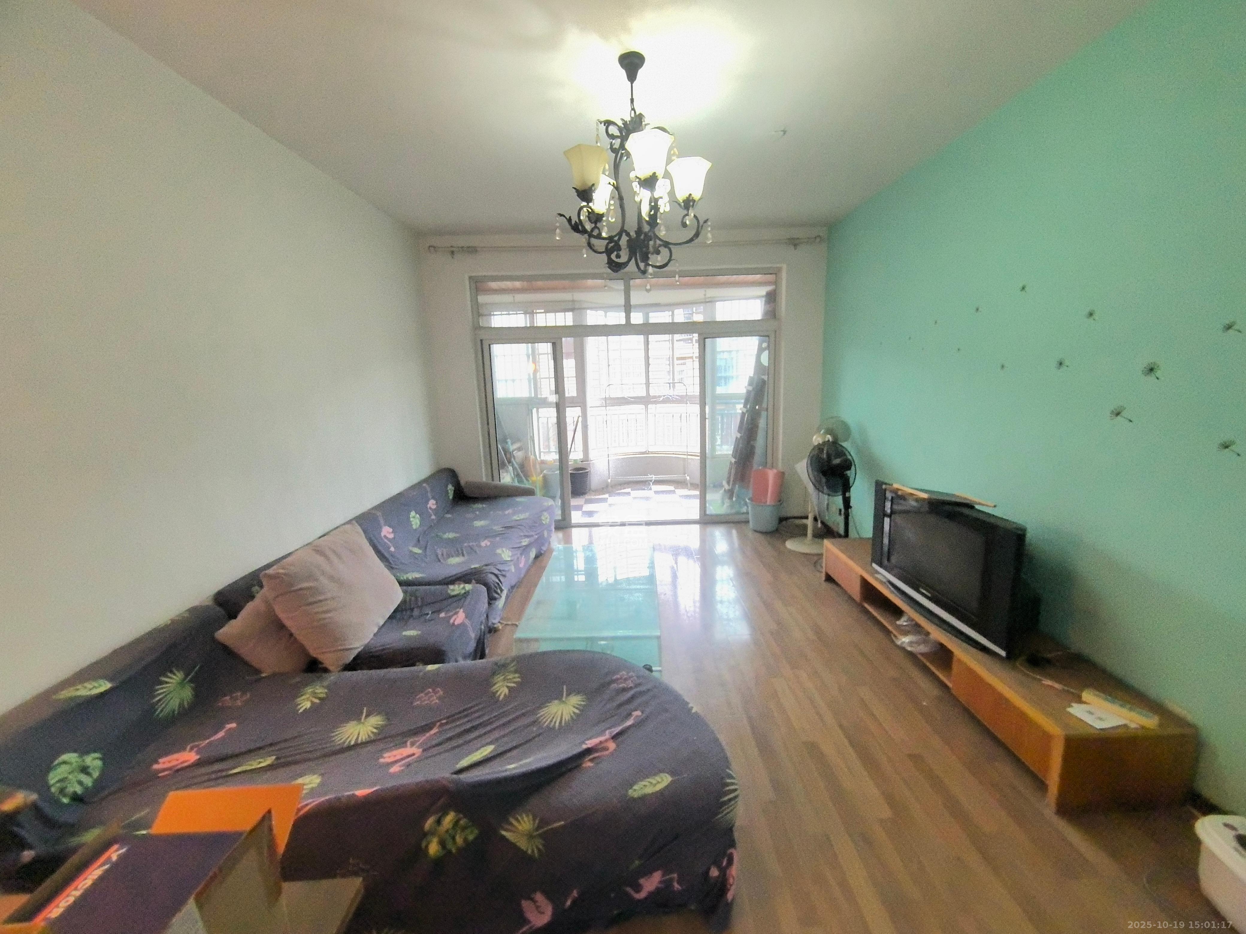 水木兰庭 3室2厅1卫 2100.0元/月 水木兰庭 3室2厅1卫 2100.0元/月室内图