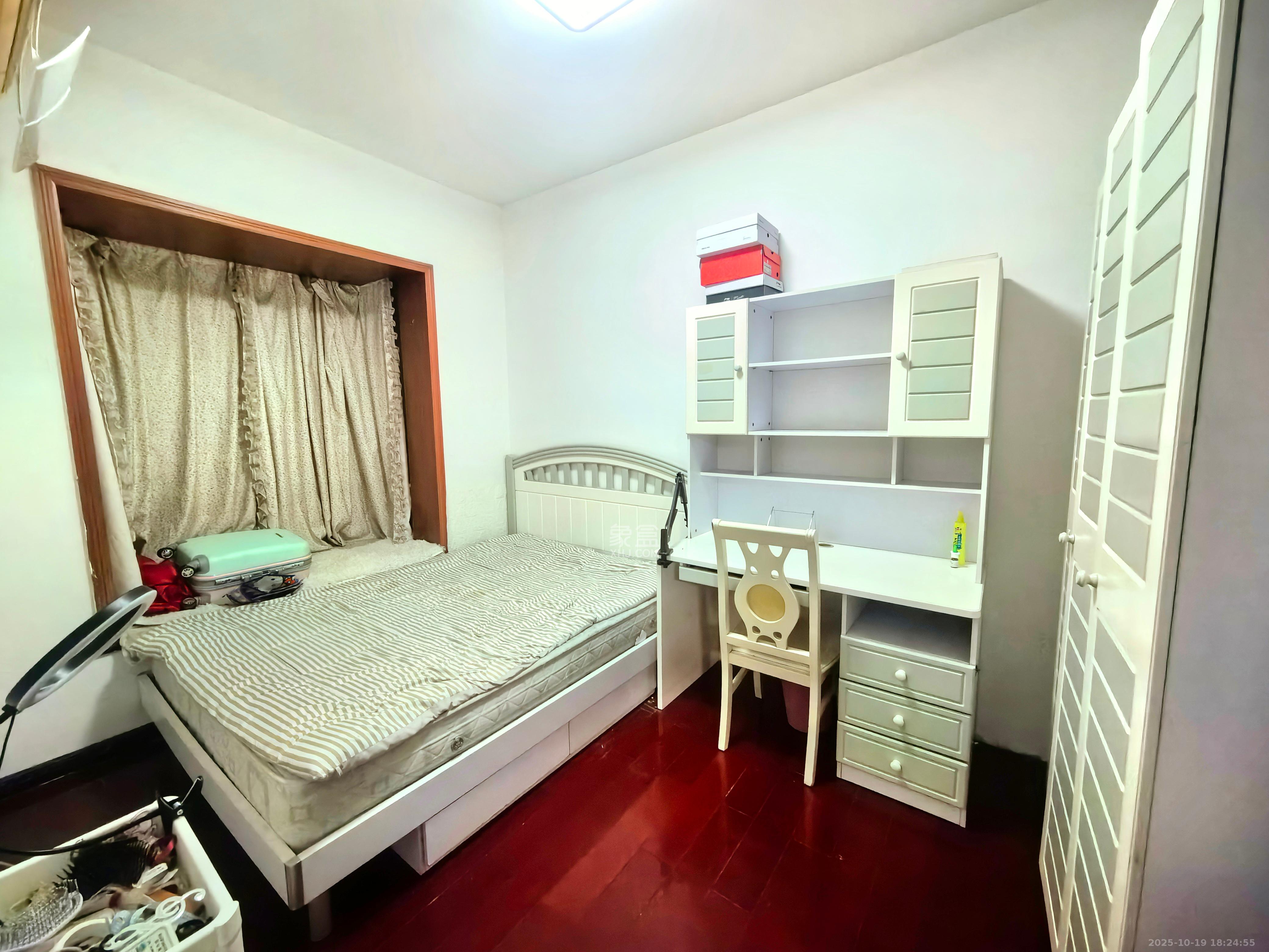 东门壹号家园  2室2厅1卫    2450.0元/月 东门壹号家园  2室2厅1卫    2450.0元/月室内图