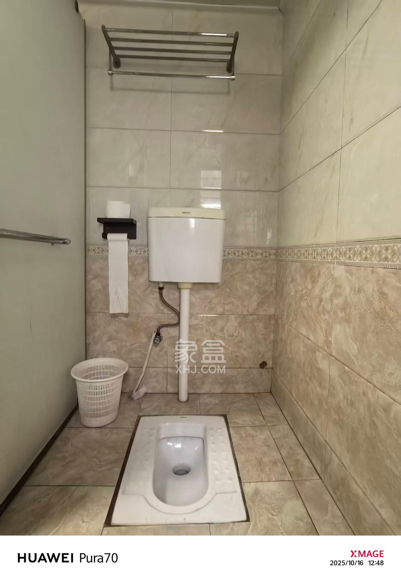 五矿万境水岸一期(万境水岸嘉苑)  1室2厅1卫    2300.0元/月 五矿万境水岸一期(万境水岸嘉苑)  1室2厅1卫    2300.0元/月室内图