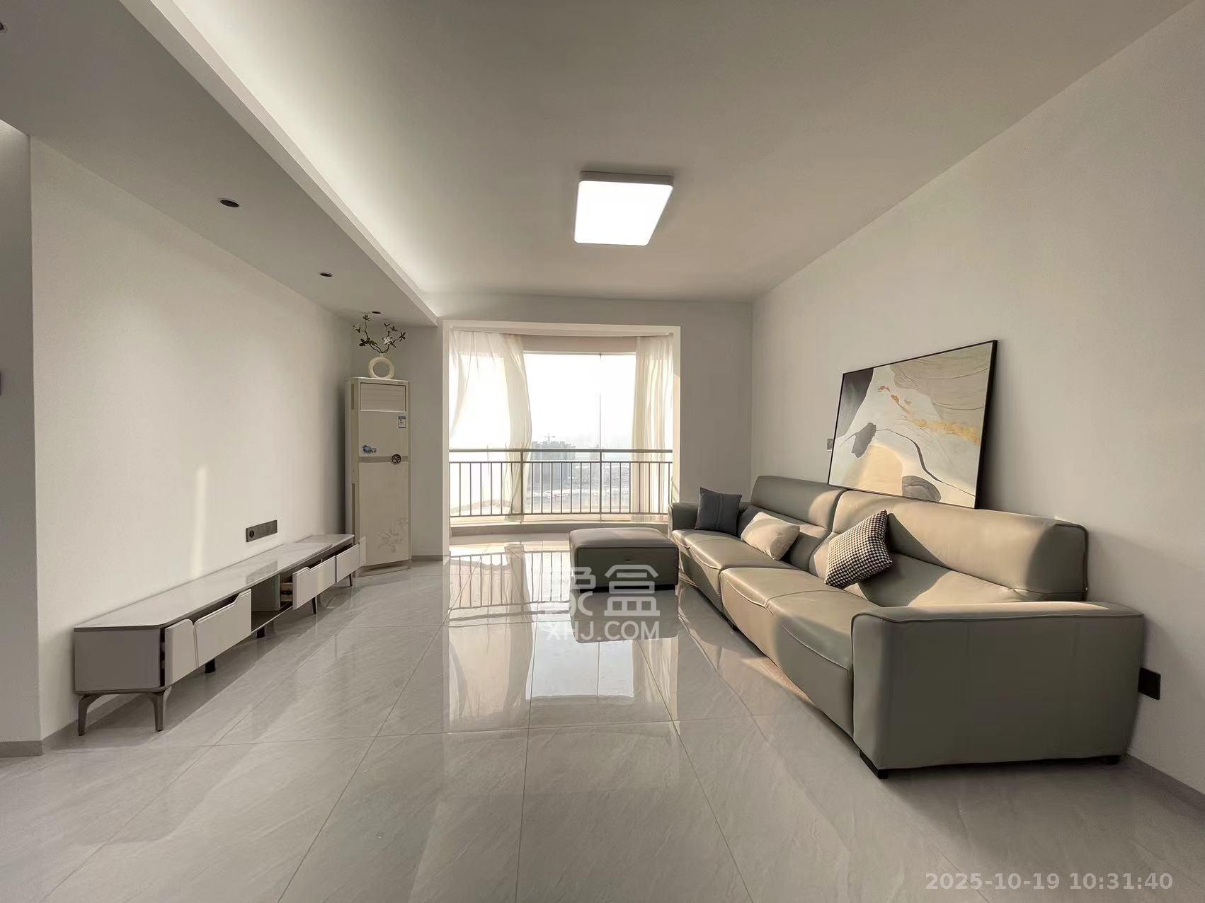 芙蓉公馆  3室2厅2卫    4200.0元/月 芙蓉公馆  3室2厅2卫    4200.0元/月