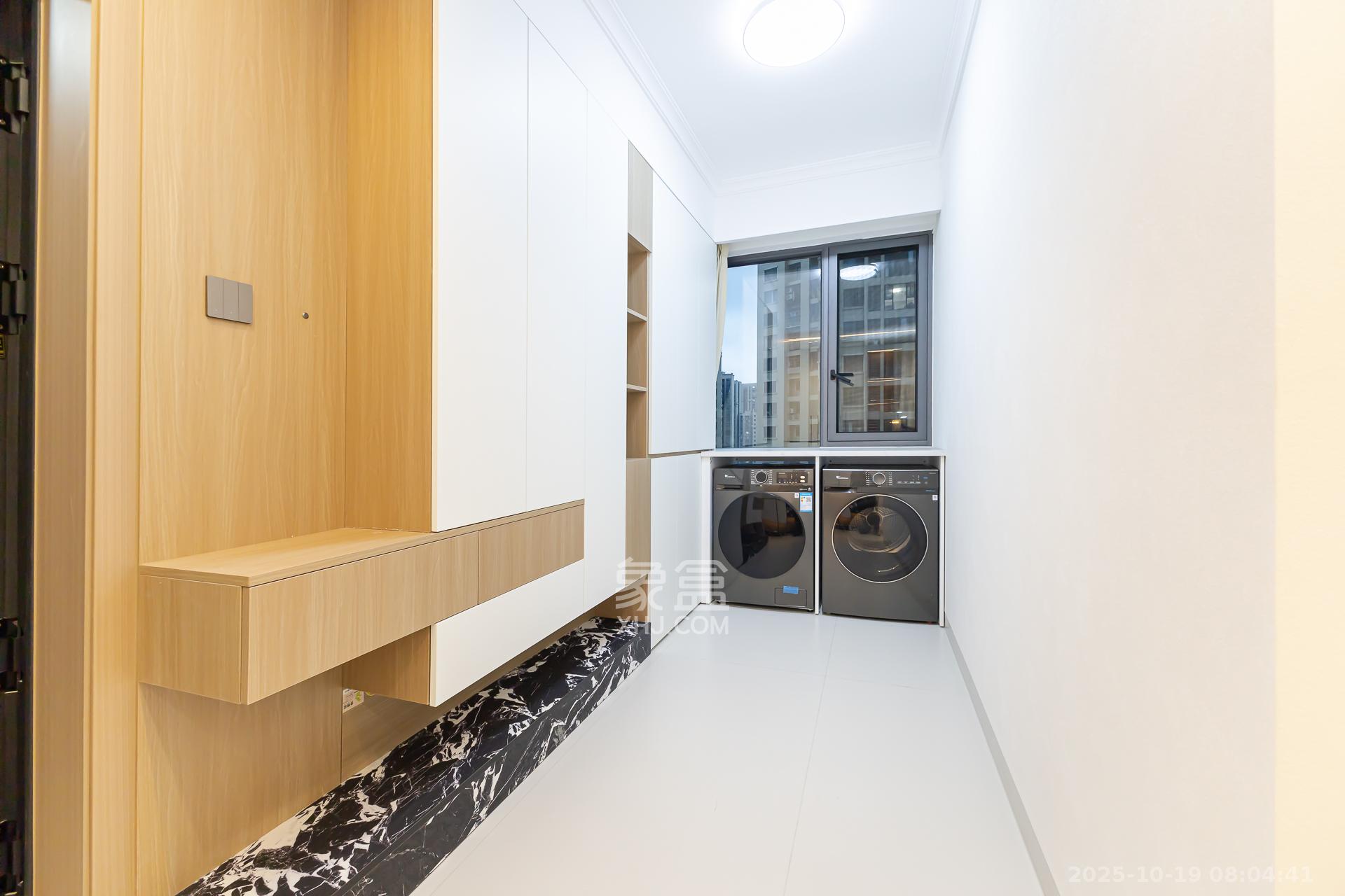 明发阅江悦府  4室2厅2卫    136.0万卧室