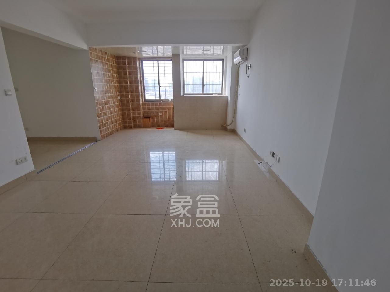 汇达国际公馆（汇达大厦）  2室1厅1卫    2100.0元/月室内图